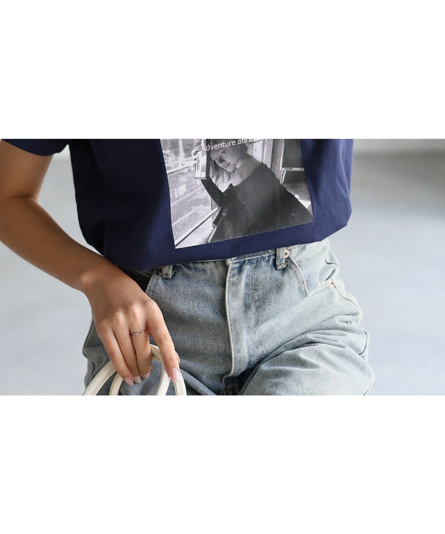 【リベリー/Riberry】のフォトプリントロゴTシャツ インテリア・キッズ・メンズ・レディースファッション・服の通販 founy(ファニー) 　ファッション　Fashion　レディースファッション　WOMEN　トップス・カットソー　Tops/Tshirt　シャツ/ブラウス　Shirts/Blouses　ロング / Tシャツ　T-Shirts　インナー　Inner　シンプル　Simple　スラックス　Slacks　ティアードスカート　Tiered Skirt　デニム　Denim　フロント　Front　プリント　Print　ボトム　Bottom　半袖　Short Sleeve　レギュラー　Regular　ロング　Long　おすすめ　Recommend　夏　Summer　ネイビー×ピンク|ID: prp329100004492046 ipo3291000000031831028