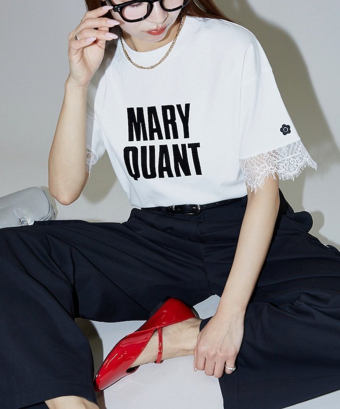 【フリークスストア/FREAK'S STORE】の袖レース付き フロッキーロゴTシャツ 限定展開 25SS 人気、トレンドファッション・服の通販 founy(ファニー) 　ファッション　Fashion　レディースファッション　WOMEN　トップス・カットソー　Tops/Tshirt　シャツ/ブラウス　Shirts/Blouses　ロング / Tシャツ　T-Shirts　ヴィンテージ　Vintage　シンプル　Simple　スペシャル　Special　スラックス　Slacks　デニム　Denim　ハーフ　Half　ビッグ　Big　フラワー　Flower　プリント　Print　ミニスカート　Mini Skirt　モチーフ　Motif　リアル　Real　レース　Race　S/S・春夏　Ss・Spring/Summer　おすすめ　Recommend　夏　Summer　2025年　2025　2025春夏・S/S　Ss,Spring/Summer,2025　 other-1|ID: prp329100004492669 ipo3291000000031676895