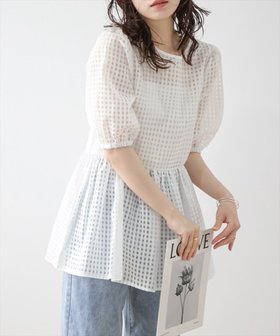 【ラジュール/Lajour】のシアーチェックペプラムプルオーバー 人気、トレンドファッション・服の通販 founy(ファニー) ファッション Fashion レディースファッション Fashion for Women トップス・カットソー Cut & Sew Tops カジュアルプルオーバー・ニットトップス Pullovers & Knit Tops / Casual Pullovers オーガンジー Organza Fabric ギンガム Gingham, Gingham Fabric シアー Sheer, See-Through スリーブ Sleeve, Long Sleeve / Short Sleeve チェック Check, Plaid, Tartan フェミニン Feminine, Girly ペプラム Peplum, Flared Hem |ID:prp329100004493205