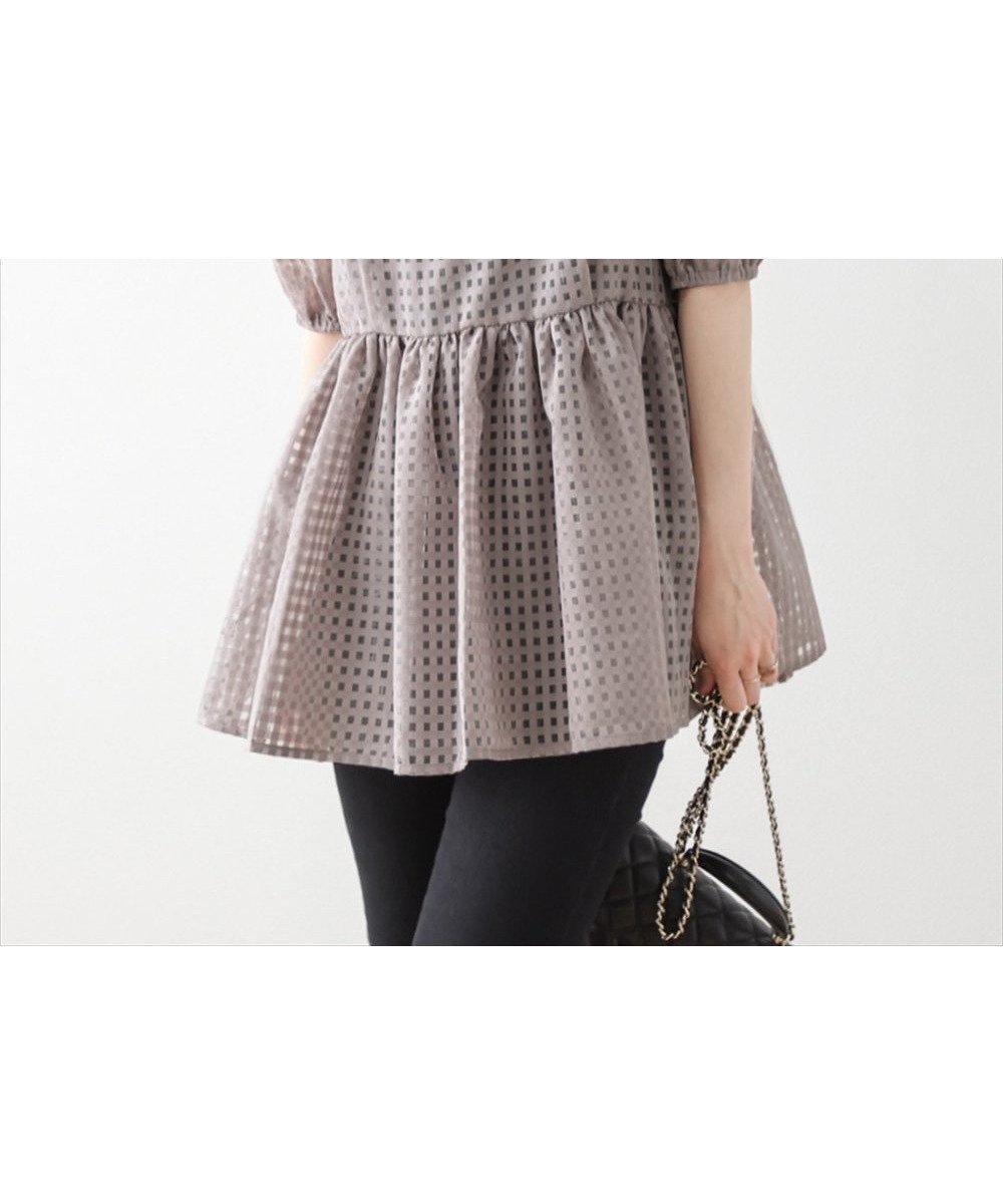 【ラジュール/Lajour】のシアーチェックペプラムプルオーバー インテリア・キッズ・メンズ・レディースファッション・服の通販 founy(ファニー) 　ファッション　Fashion　レディースファッション　Fashion for Women　トップス・カットソー　Cut & Sew Tops　カジュアルプルオーバー・ニットトップス　Pullovers & Knit Tops / Casual Pullovers　オーガンジー　Organza Fabric　ギンガム　Gingham, Gingham Fabric　シアー　Sheer, See-Through　スリーブ　Sleeve, Long Sleeve / Short Sleeve　チェック　Check, Plaid, Tartan　フェミニン　Feminine, Girly　ペプラム　Peplum, Flared Hem　グレージュ|ID: prp329100004493205 ipo3291000000033610746