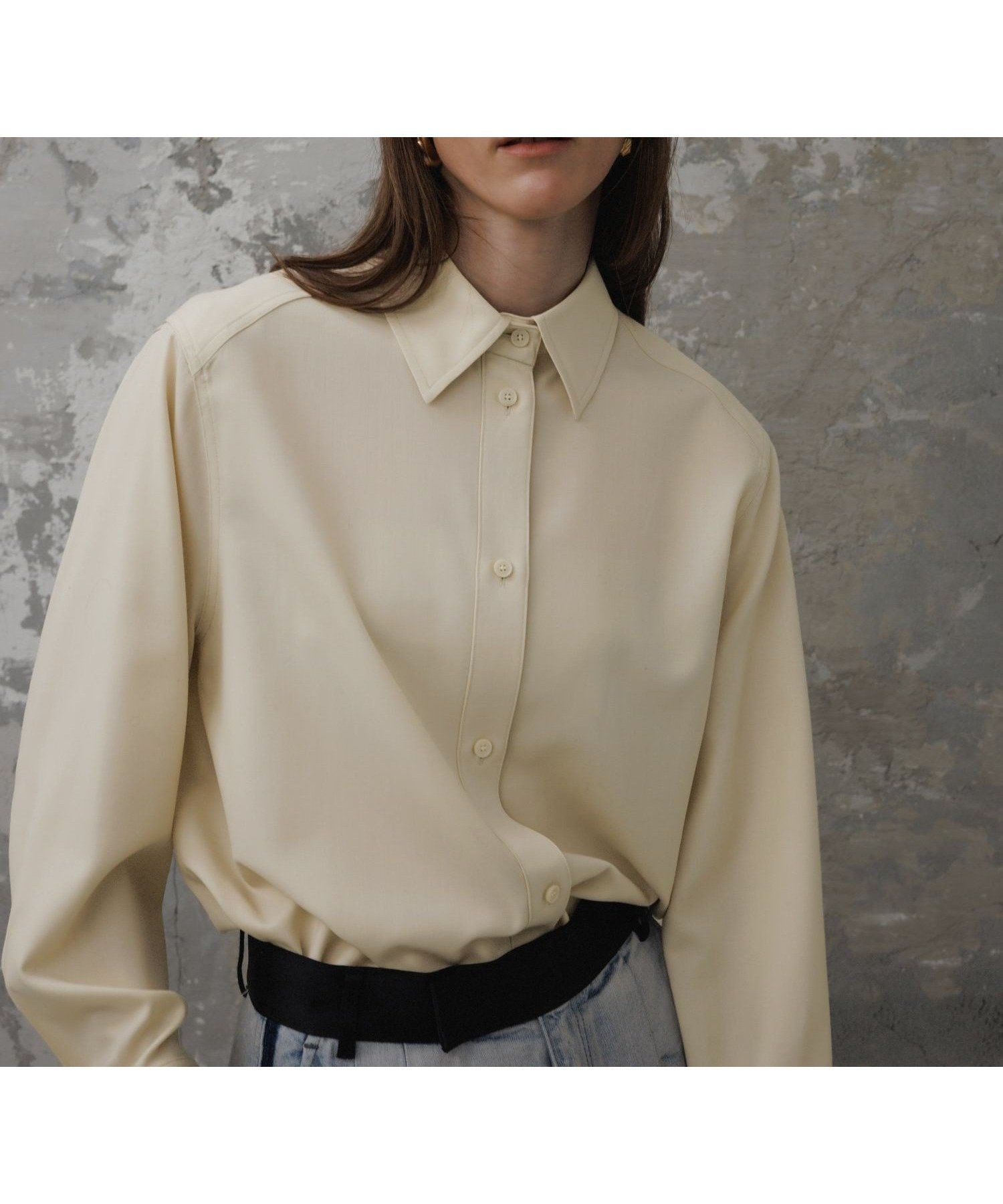 【アダム エ ロペ/ADAM ET ROPE'】の【EMOELLE】ソモウウールシャツ インテリア・キッズ・メンズ・レディースファッション・服の通販 founy(ファニー) 　ファッション　Fashion　レディースファッション　WOMEN　トップス・カットソー　Tops/Tshirt　シャツ/ブラウス　Shirts/Blouses　春　Spring　カフス　Cuffs　ショルダー　Shoulder　スラックス　Slacks　デニム　Denim　フェミニン　Feminine　ベーシック　Basic　ポケット　Pocket　羽織　Haori　マニッシュ　Mannish　ヨーク　Yoke　ロング　Long　S/S・春夏　Ss・Spring/Summer　夏　Summer　2025年　2025　2025春夏・S/S　Ss,Spring/Summer,2025　キナリ系(17)|ID: prp329100004495911 ipo3291000000031710186