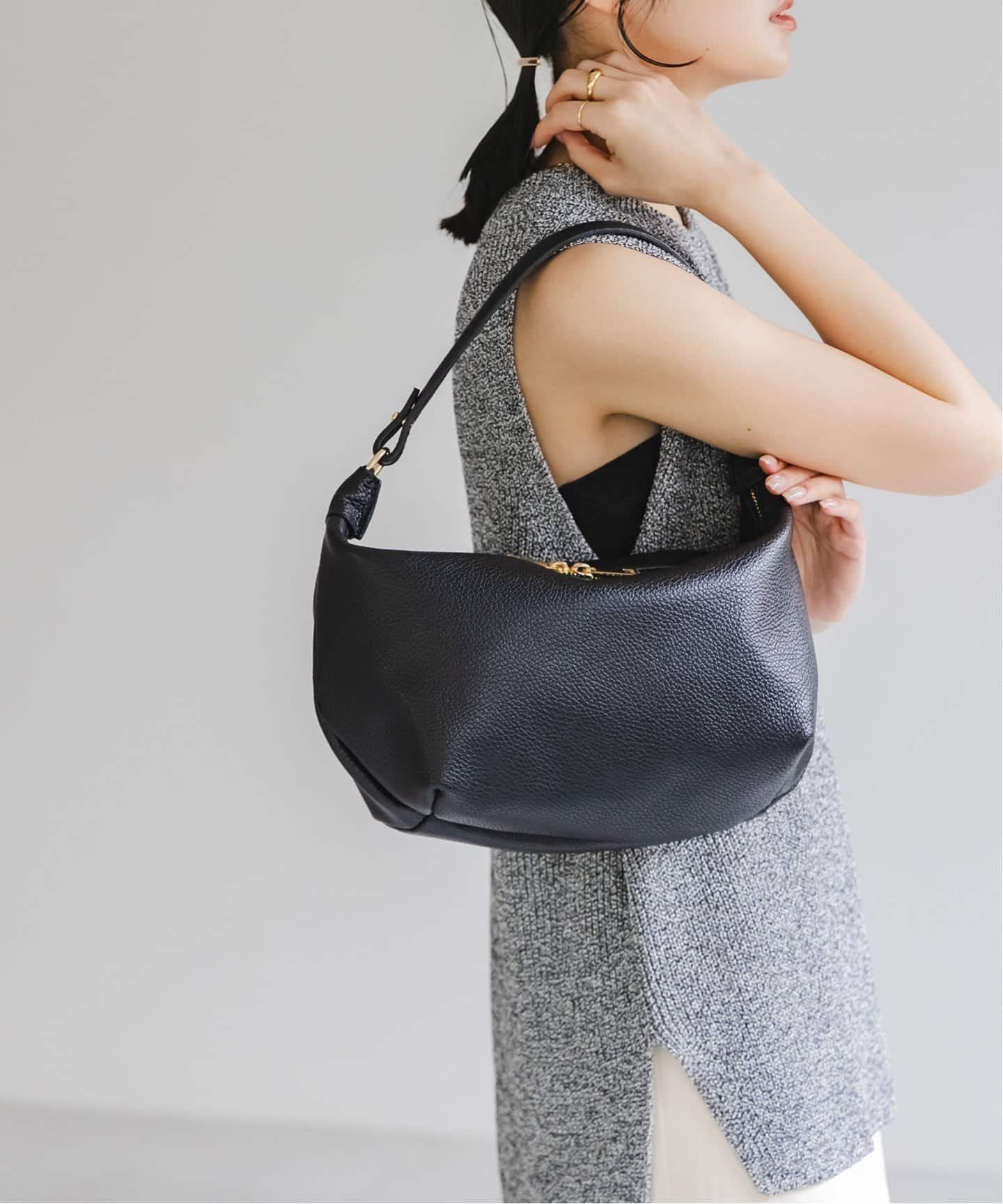 【ノーブル / スピック&スパン/NOBLE / Spick & Span】の《WEB限定追加2》MILOS/ミロス ショルダーバッグ インテリア・キッズ・メンズ・レディースファッション・服の通販 founy(ファニー) 　ファッション　Fashion　レディースファッション　WOMEN　バッグ　Bag　ブラック|ID: prp329100004496732 ipo3291000000031722516