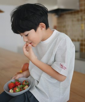 【アーバンリサーチ ドアーズ/URBAN RESEARCH DOORS / KIDS】の『吸水速乾/接触冷感/イージーケア』『親子リンク』クイックドライショートスリーブTシャツ(KIDS) 人気、トレンドファッション・服の通販 founy(ファニー) ファッション Fashion キッズファッション KIDS インナー Inner カーディガン Cardigan 吸水 Water Absorption ショルダー Shoulder ドロップ Drop 人気 Popularity メンズ Mens S/S・春夏 Ss・Spring/Summer おすすめ Recommend 夏 Summer 2025年 2025 2025春夏・S/S Ss,Spring/Summer,2025 |ID:prp329100004496993