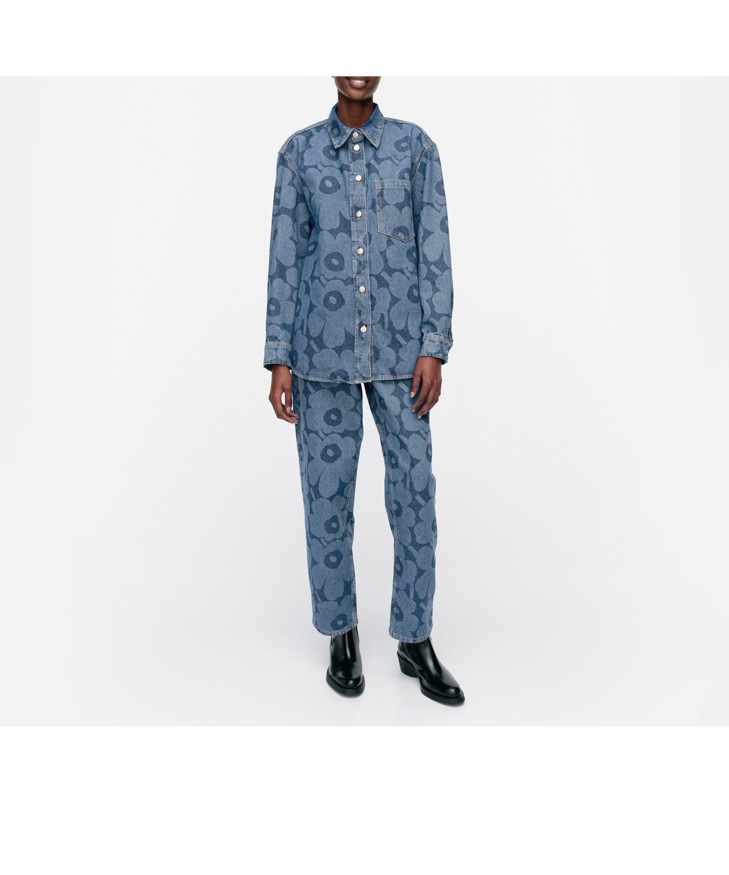 【マリメッコ/marimekko】のMaridenim Vaihe Unikko シャツ インテリア・キッズ・メンズ・レディースファッション・服の通販 founy(ファニー) 　ファッション　Fashion　レディースファッション　WOMEN　トップス・カットソー　Tops/Tshirt　シャツ/ブラウス　Shirts/Blouses　スタイリッシュ　Stylish　デニム　Denim　フラワー　Flower　フロント　Front　プリント　Print　モチーフ　Motif　長袖　Long Sleeve　ミッドインディゴ|ID: prp329100004497048 ipo3291000000031724760