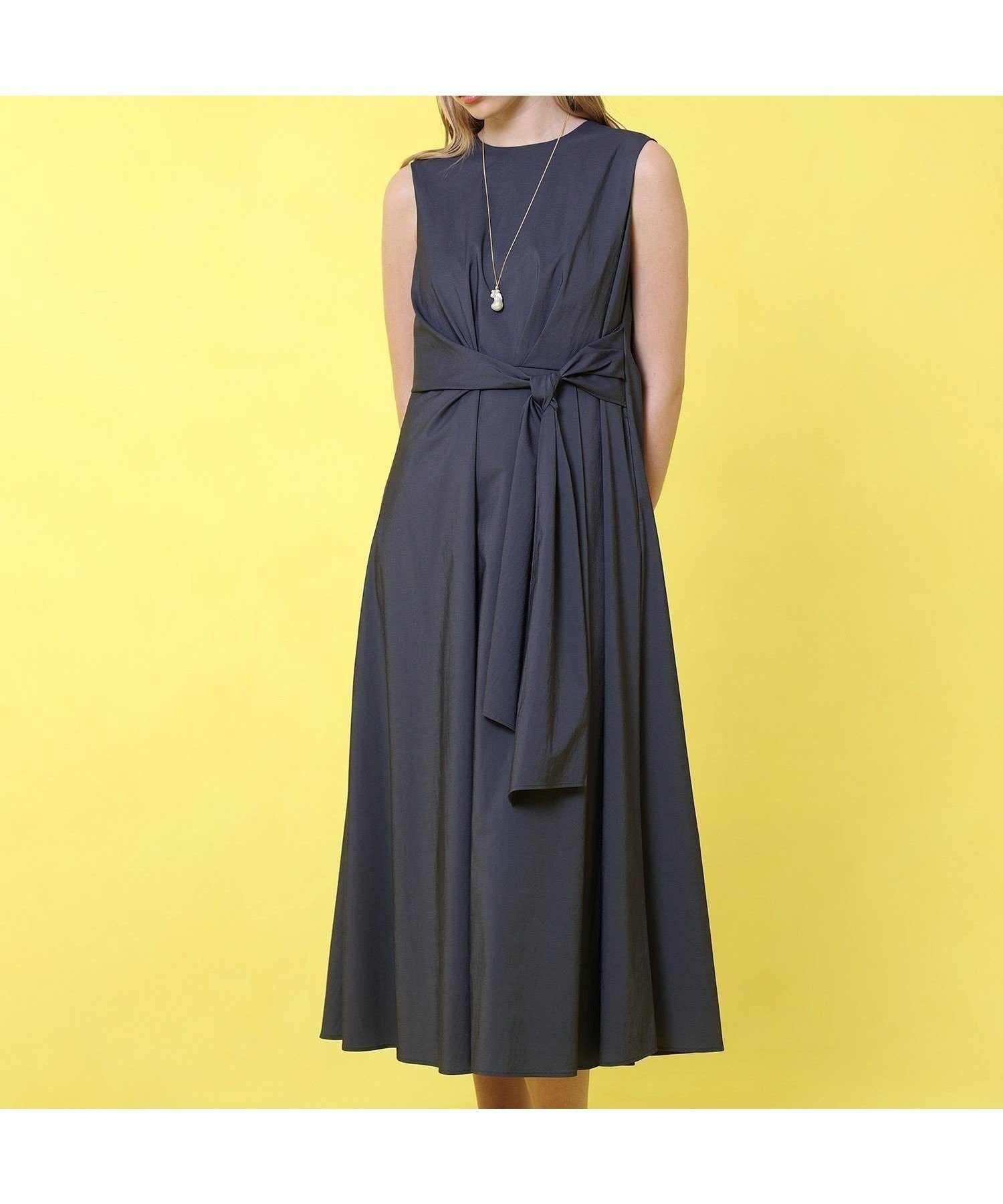 【アナイ/ANAYI】のストレッチナイロンフロントツイスト ワンピース インテリア・キッズ・メンズ・レディースファッション・服の通販 founy(ファニー) 　ファッション　Fashion　レディースファッション　WOMEN　ワンピース　Dress　インディゴ　Indigo　カシュクール　Cachecoeur　スマート　Smart　プリント　Print　リボン　Ribbon　リュクス　Luxe　S/S・春夏　Ss・Spring/Summer　再入荷　Restock/Back In Stock/Re Arrival　夏　Summer　indigo|ID: prp329100004498119 ipo3291000000031904822