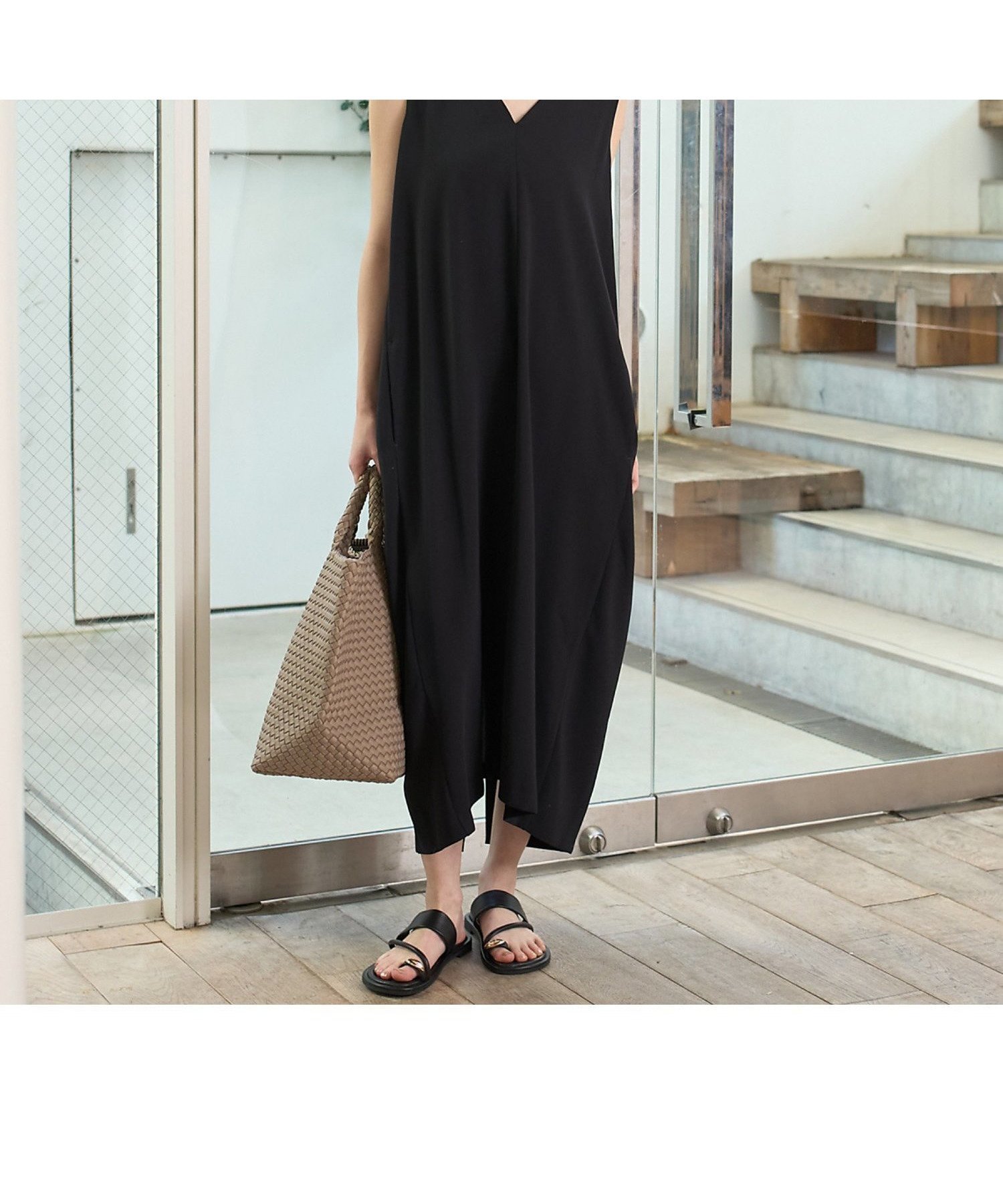 【ルージュヴィフラクレ/Rouge vif la cle】のVネックコクーンワンピース 人気、トレンドファッション・服の通販 founy(ファニー) 　ファッション　Fashion　レディースファッション　Fashion for Women　ワンピース　Dresses　コクーン　Cocoon, Cocoon Silhouette　ドレス　Dress, One-Piece　ノースリーブ　Sleeveless, No-Sleeve　リゾート　Resort, Vacation Style　リラックス　Relax, Relaxed Fit　 other-1|ID: prp329100004498324 ipo3291000000033828574