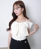 【リップサービス/LIP SERVICE】のLIP SERVICE/ツイードリボンオフショルトップス 人気、トレンドファッション・服の通販 founy(ファニー) ファッション Fashion レディースファッション Fashion for Women トップス・カットソー Cut & Sew Tops ガーリー Girly, Feminine Style シャーリング Shirring, Ruched スプリング Spring, Spring Collection ダウン Down, Puffer チェック Check, Plaid, Tartan デニム Denim, Jeans Material フェミニン Feminine, Girly フリンジ Fringe, Tassel プリーツ Pleats, Pleated ボトム Bottoms, Lower Wear マーメイド Mermaid, Fishtail Silhouette ミックス Mix, Mixed Style リボン Ribbon, Bow ワイド Wide, Wide Fit おすすめ Recommended / Our Picks thumbnail ホワイト|ID: prp329100004498402 ipo3291000000033424376