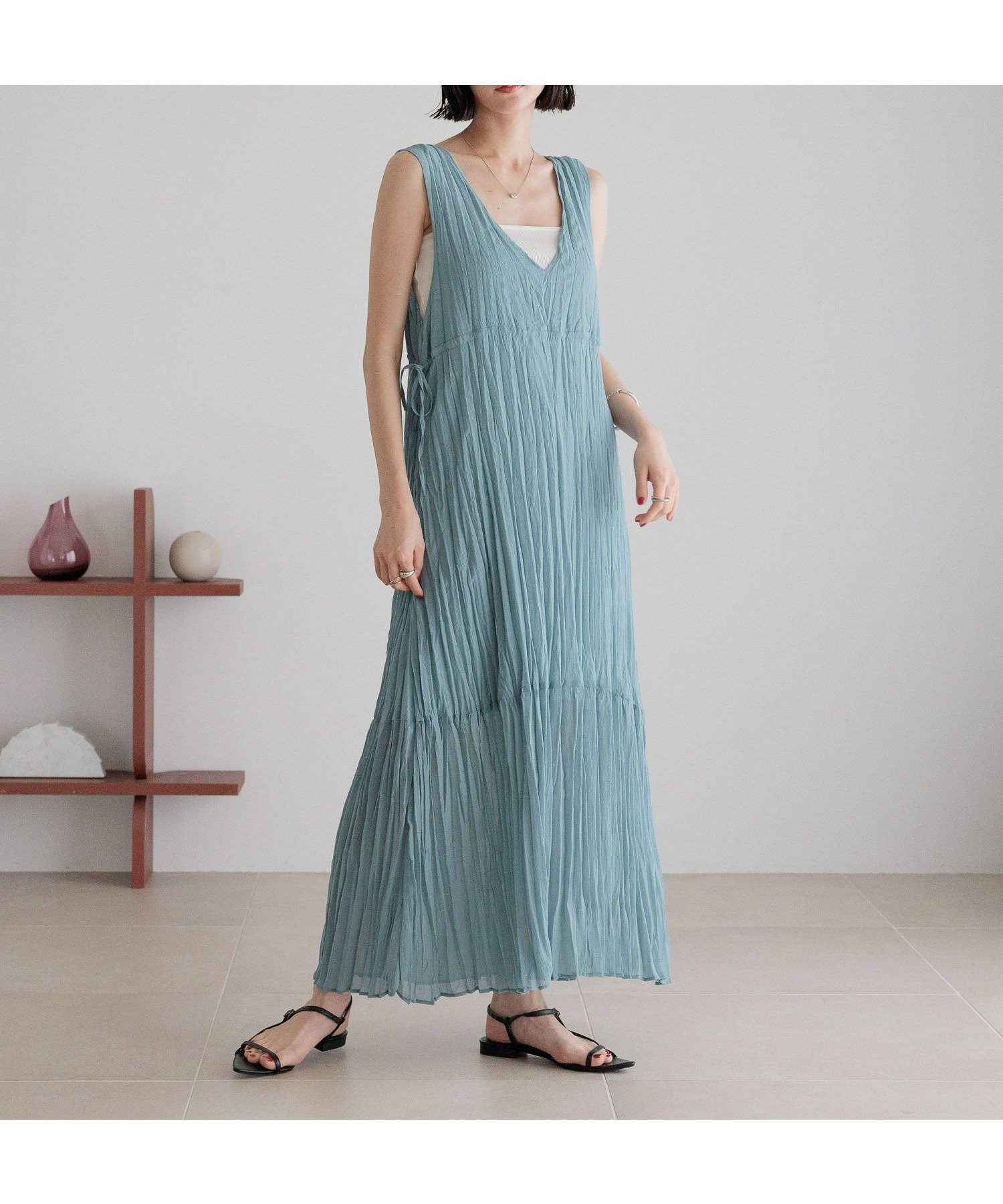 【ローリーズファーム/LOWRYS FARM】のクリンクルリボンワンピース インテリア・キッズ・メンズ・レディースファッション・服の通販 founy(ファニー) 　ファッション　Fashion　レディースファッション　WOMEN　ワンピース　Dress　おすすめ　Recommend　エアリー　Airy　カーディガン　Cardigan　シフォン　Chiffon　ノースリーブ　No Sleeve　リボン　Ribbon　ロング　Long　ブルー|ID: prp329100004498480 ipo3291000000031735728