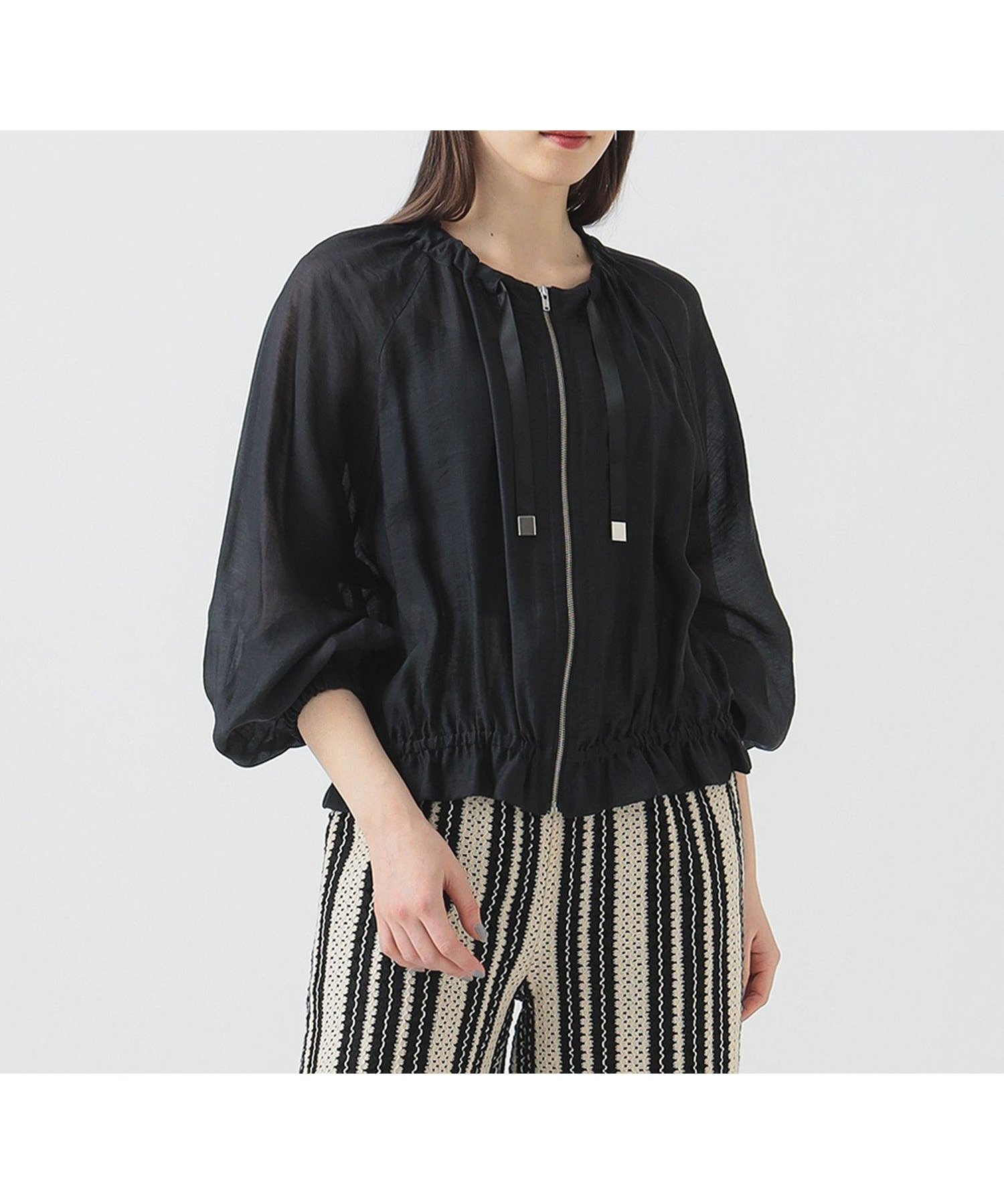 【ビーミングライフストアバイビームス/B:MING LIFE STORE by BEAMS】のシアー ブルゾン(S~M) 25SS 夏まで使える 冷房対策 日除け対策 きれいめ 旅行 インテリア・キッズ・メンズ・レディースファッション・服の通販 founy(ファニー) 　ファッション　Fashion　レディースファッション　Fashion for Women　アウター　Coat / Outerwear Collection　ブルゾンジャケット・スポーティアウター　Blouson Jackets　2025年　2025　2025春夏・S/S　Spring/Summer 2025 SS25　おすすめ　Recommended / Our Picks　ギャザー　Gathered, Ruffled　サテン　Satin, Glossy Fabric　シアー　Sheer, See-Through　トレンド　Trend, Trending Now　フェミニン　Feminine, Girly　ブルゾン　Blouson, Bomber Jacket　リボン　Ribbon, Bow　夏　Summer　旅行　Travel　羽織　Haori, Light Jacket　軽量　Lightweight, Ultra Light　BLACK|ID: prp329100004498498 ipo3291000000032980187