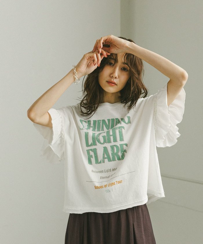 【グローバルワーク/GLOBAL WORK】のヘビロッTEEフリルプリント半袖/325970 インテリア・キッズ・メンズ・レディースファッション・服の通販 founy(ファニー) https://founy.com/ ファッション Fashion レディースファッション Fashion for Women トップス・カットソー Cut & Sew Tops インナー Innerwear サロペット Overalls, Salopette ジャケット Jacket, Outerwear トレンド Trend, Trending Now フリル Frill, Ruffle フレアースカート Flared Skirt, A-Line Skirt フロント Front, Front Design プリント Print, Printed Pattern ヴィンテージ Vintage Style 半袖 Short Sleeve, Half Sleeve |ID: prp329100004499467 ipo3291000000032722780