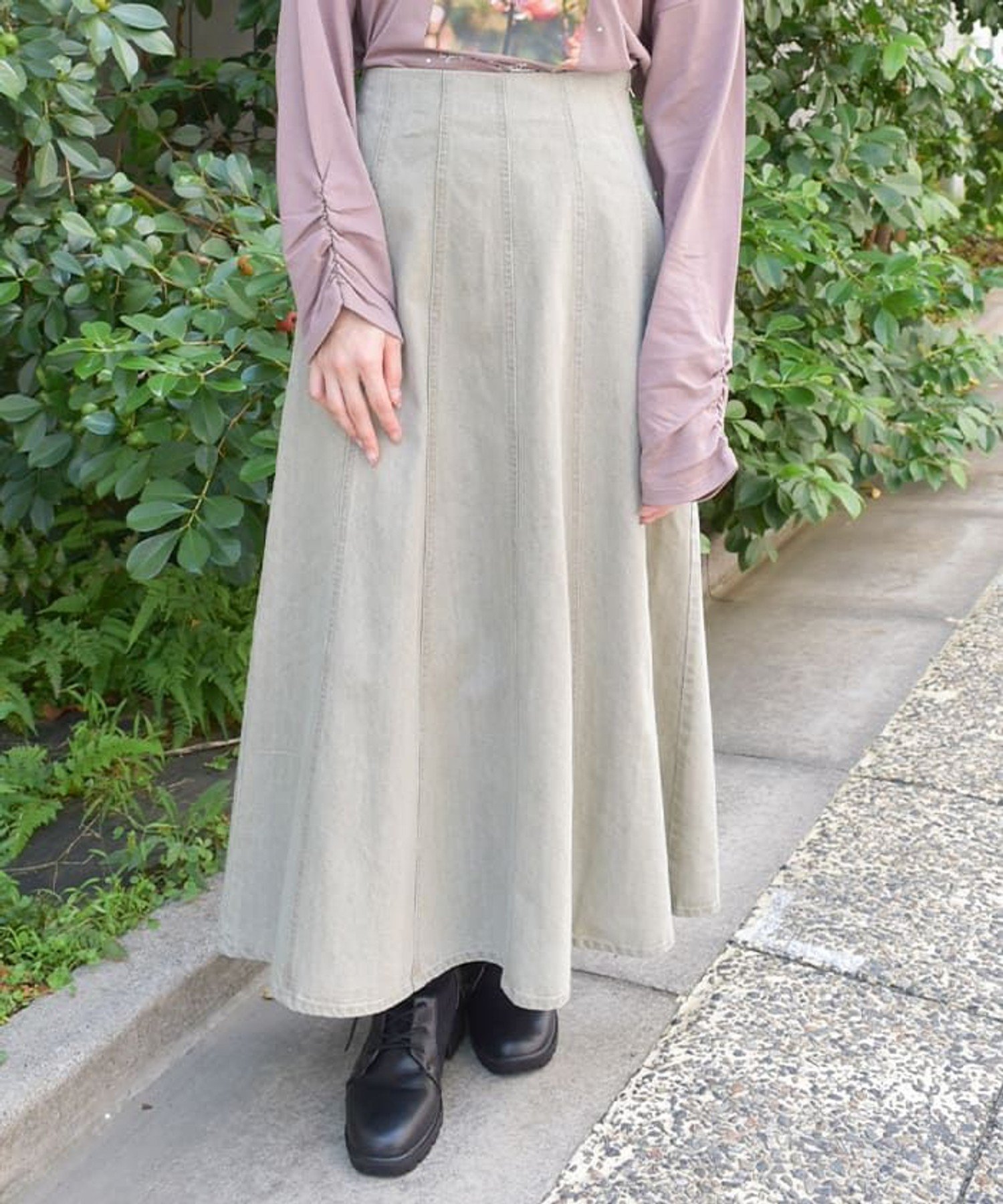 【アクシーズファム/axes femme】のバックリボンデニムスカート インテリア・キッズ・メンズ・レディースファッション・服の通販 founy(ファニー) 　ファッション　Fashion　レディースファッション　WOMEN　スカート　Skirt　デニムスカート　Denim Skirts　おすすめ　Recommend　カーディガン　Cardigan　シンプル　Simple　デニム　Denim　リボン　Ribbon　ベージュ|ID: prp329100004500136 ipo3291000000031749882