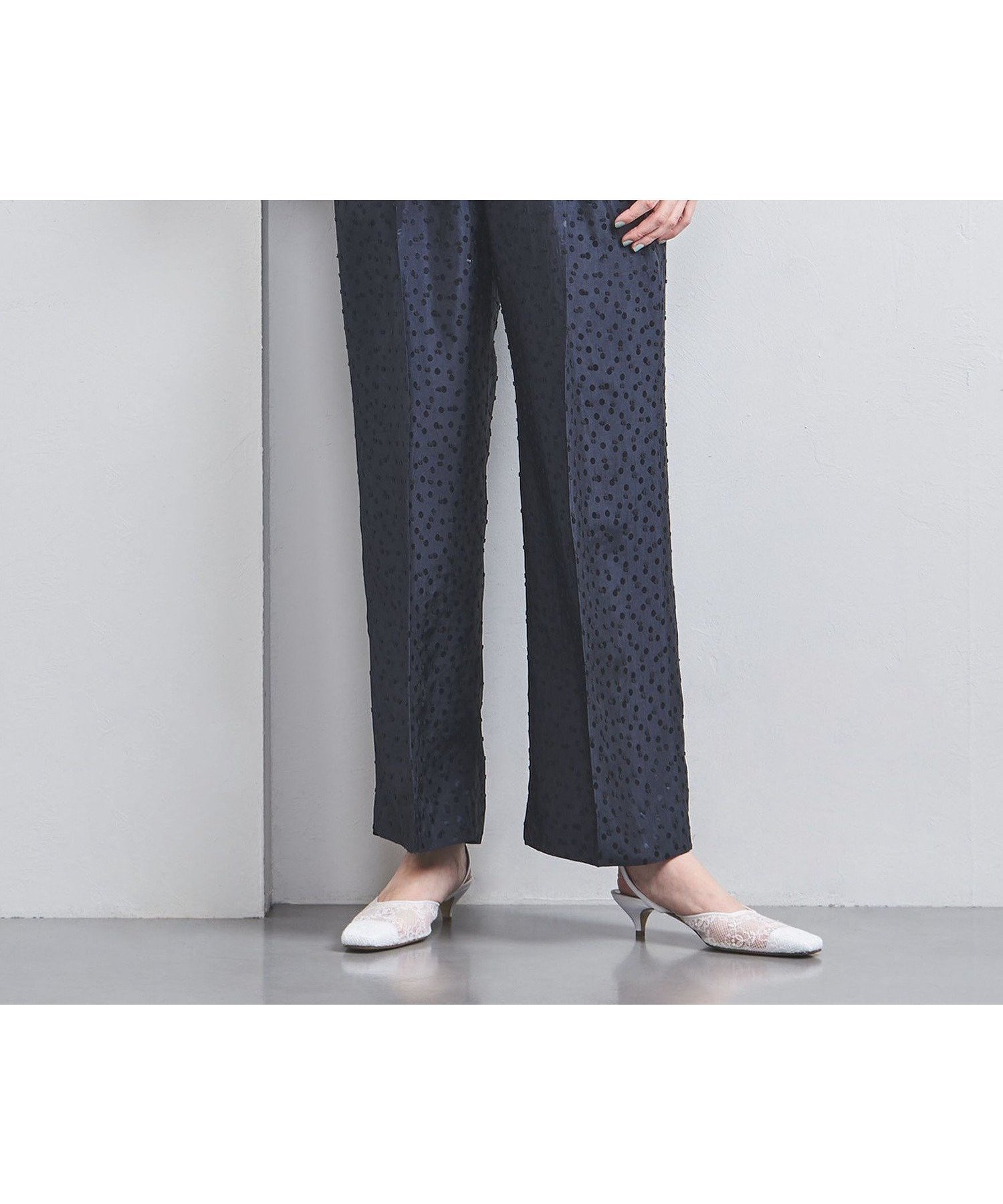 【ユナイテッドアローズ/UNITED ARROWS】のドット サテン 2タック ワイドパンツ 人気、トレンドファッション・服の通販 founy(ファニー) 　ファッション　Fashion　レディースファッション　WOMEN　パンツ　Pants　おすすめ　Recommend　アンダー　Under　サテン　Satin　サンダル　Sandals　シアー　Sheer　シューズ　Shoes　ジャケット　Jacket　ドット　Dot　フラット　Flat　ワイド　Wide　エレガント 上品　Elegant　透かし　Watermark　 other-1|ID: prp329100004500806 ipo3291000000031756011