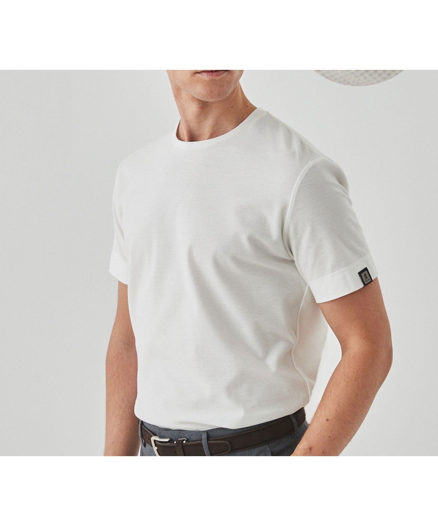 【五大陸/gotairiku / MEN】の仕事で着れるTシャツ【サラサラ/よれにくい/透けにくい】キレイめ 鹿の子 ビズTシャツ インテリア・キッズ・メンズ・レディースファッション・服の通販 founy(ファニー) 　ファッション　Fashion　メンズファッション　MEN　イタリア　Italy　インナー　Inner　春　Spring　洗える　Washable　吸水　Water Absorption　鹿の子　Pique　シェイプ　Shape　ジャケット　Jacket　ジャージー　Jersey　ストレッチ　Stretch　ドレス　Dress　台形　Trapezoid　定番　Standard　人気　Popularity　パターン　Pattern　フィット　Fit　ベーシック　Basic　ヨーク　Yoke　冬　Winter　S/S・春夏　Ss・Spring/Summer　日本製　Made In Japan　夏　Summer　ビジネス 仕事 通勤　Business　ホワイト系[001]|ID: prp329100004501731 ipo3291000000031763642