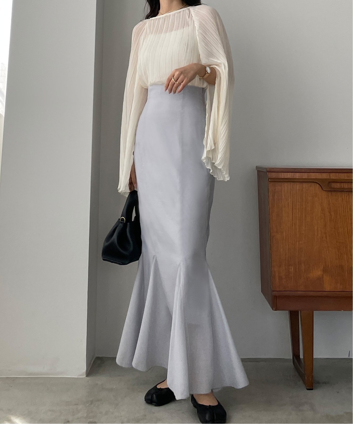 【ジュノア/JUNOAH】のLouere シアーマーメイドスカート インテリア・キッズ・メンズ・レディースファッション・服の通販 founy(ファニー) 　ファッション　Fashion　レディースファッション　WOMEN　スカート　Skirt　グレー|ID: prp329100004502707 ipo3291000000031966968