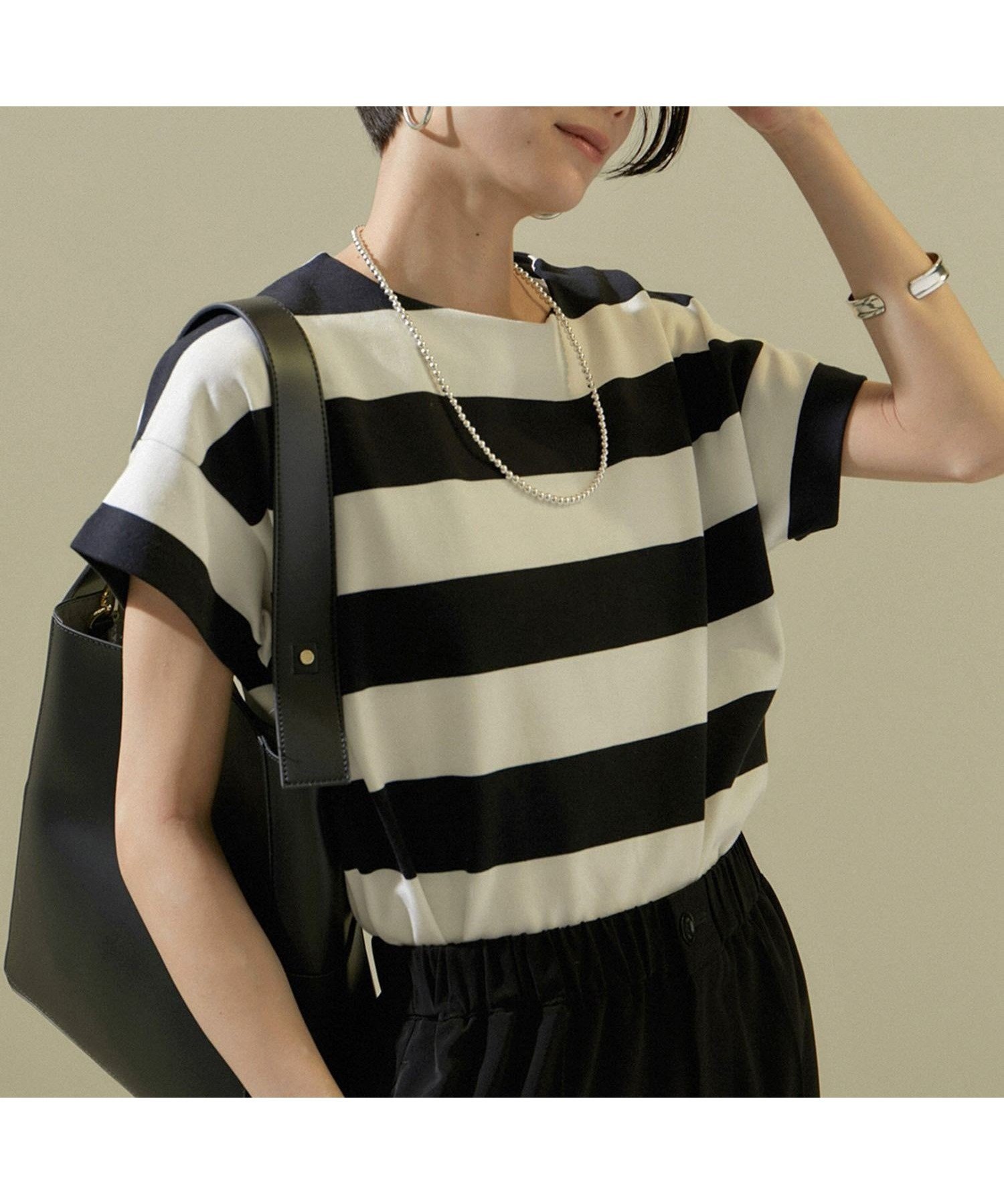 【サロン アダム エ ロペ/SALON adam et rope'】の【WEB限定】フレンチスリーブポンチTシャツ ワイドボーダー/無地 インテリア・キッズ・メンズ・レディースファッション・服の通販 founy(ファニー) 　ファッション　Fashion　レディースファッション　WOMEN　トップス・カットソー　Tops/Tshirt　シャツ/ブラウス　Shirts/Blouses　ロング / Tシャツ　T-Shirts　クロップド　Cropped　コンパクト　Compact　ショート　Short　スリーブ　Sleeve　トレンド　Trend　バランス　Balance　フィット　Fit　フレンチ　French　ボーダー　Border　ワイド　Wide　人気　Popularity　定番　Standard　無地　Plain Color　ブラック系(02)|ID: prp329100004502902 ipo3291000000032482362