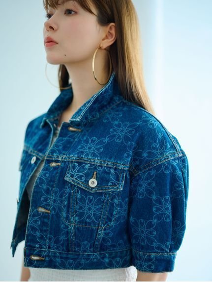 【リリーブラウン/Lily Brown】のショートデニムジャケット インテリア・キッズ・メンズ・レディースファッション・服の通販 founy(ファニー) 　ファッション　Fashion　レディースファッション　Ladies' Fashion Online　アウター　Coat Outerwear　ジャケット　Jackets　デニムジャケット　Denim Jackets　コンパクト　Compact　ジャケット　Jacket　スリーブ　Sleeve　セットアップ　Set Up　デニム　Denim　ドロップ　Drop　フォルム　Form　ブリーチ　Bleach　プリント　Print　レース　Race　今季　This Season　BLU[086]|ID: prp329100004503062 ipo3291000000032682922