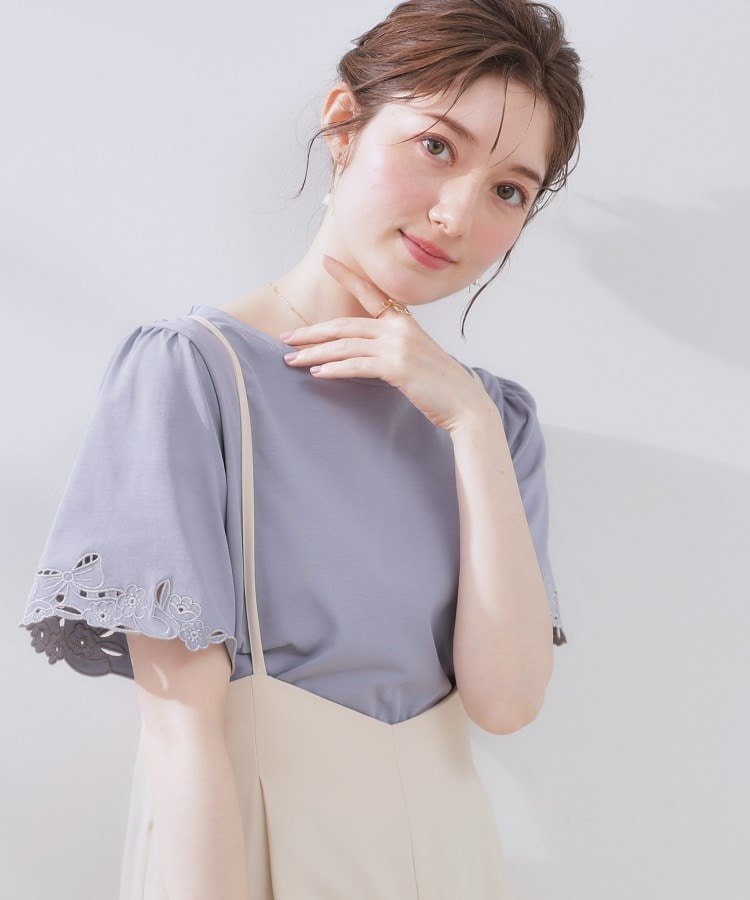 【クチュール ブローチ/Couture Brooch】の【接触冷感・UVカット】袖エンブロサイロコンパクト インテリア・キッズ・メンズ・レディースファッション・服の通販 founy(ファニー) 　ファッション　Fashion　レディースファッション　WOMEN　トップス・カットソー　Tops/Tshirt　ジャージ　Jersey　スリーブ　Sleeve　フレア　Flare　モチーフ　Motif　リボン　Ribbon　ブルー|ID: prp329100004504302 ipo3291000000031926594