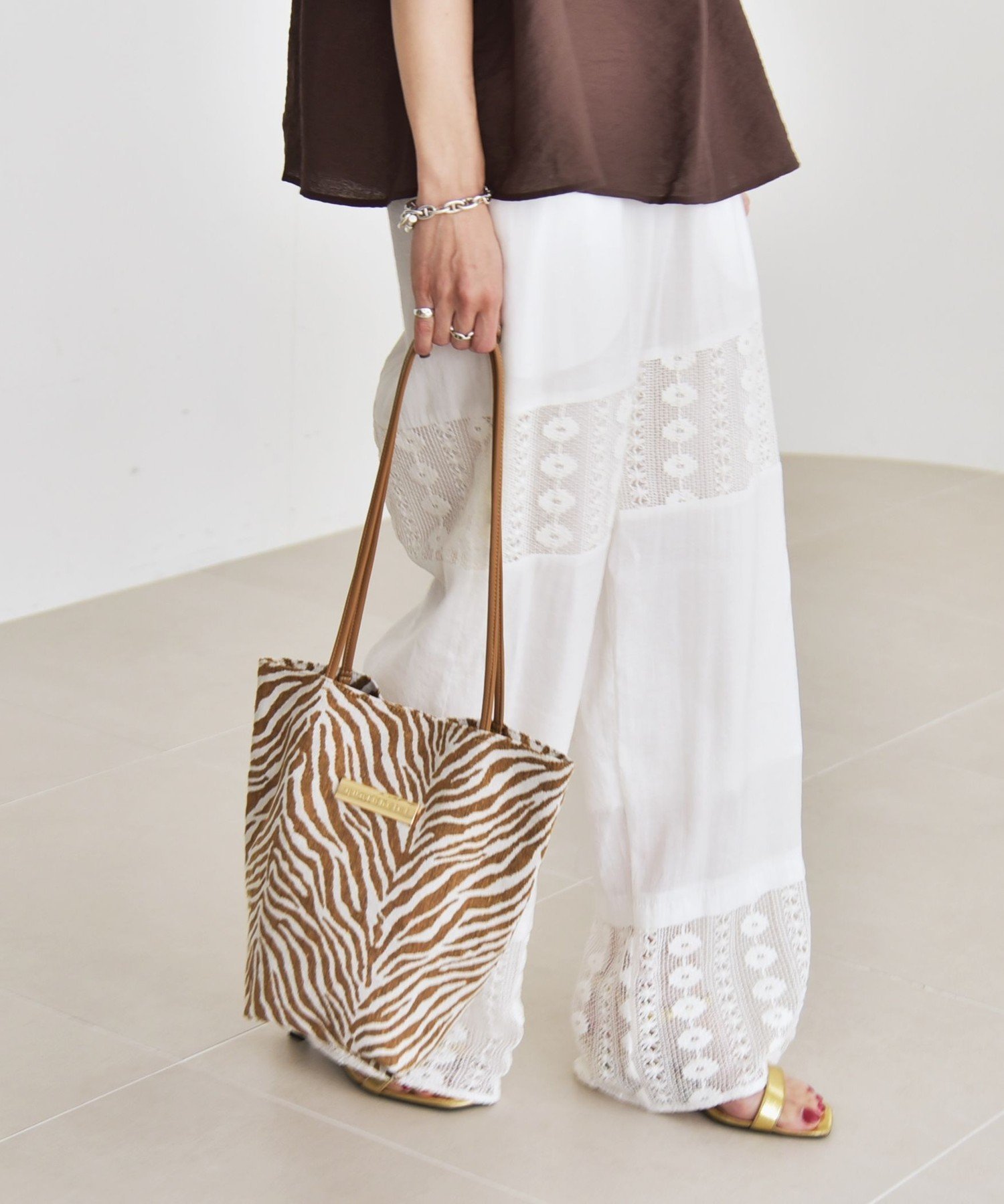 【シップス フォー ウィメン/SHIPS】のquaranciel 2way アニマル トートバッグ 人気、トレンドファッション・服の通販 founy(ファニー) 　ファッション　Fashion　レディースファッション　WOMEN　バッグ　Bag　2025年　2025　2025春夏・S/S　Ss,Spring/Summer,2025　アニマル　Animal　 other-1|ID: prp329100004505573 ipo3291000000031966822
