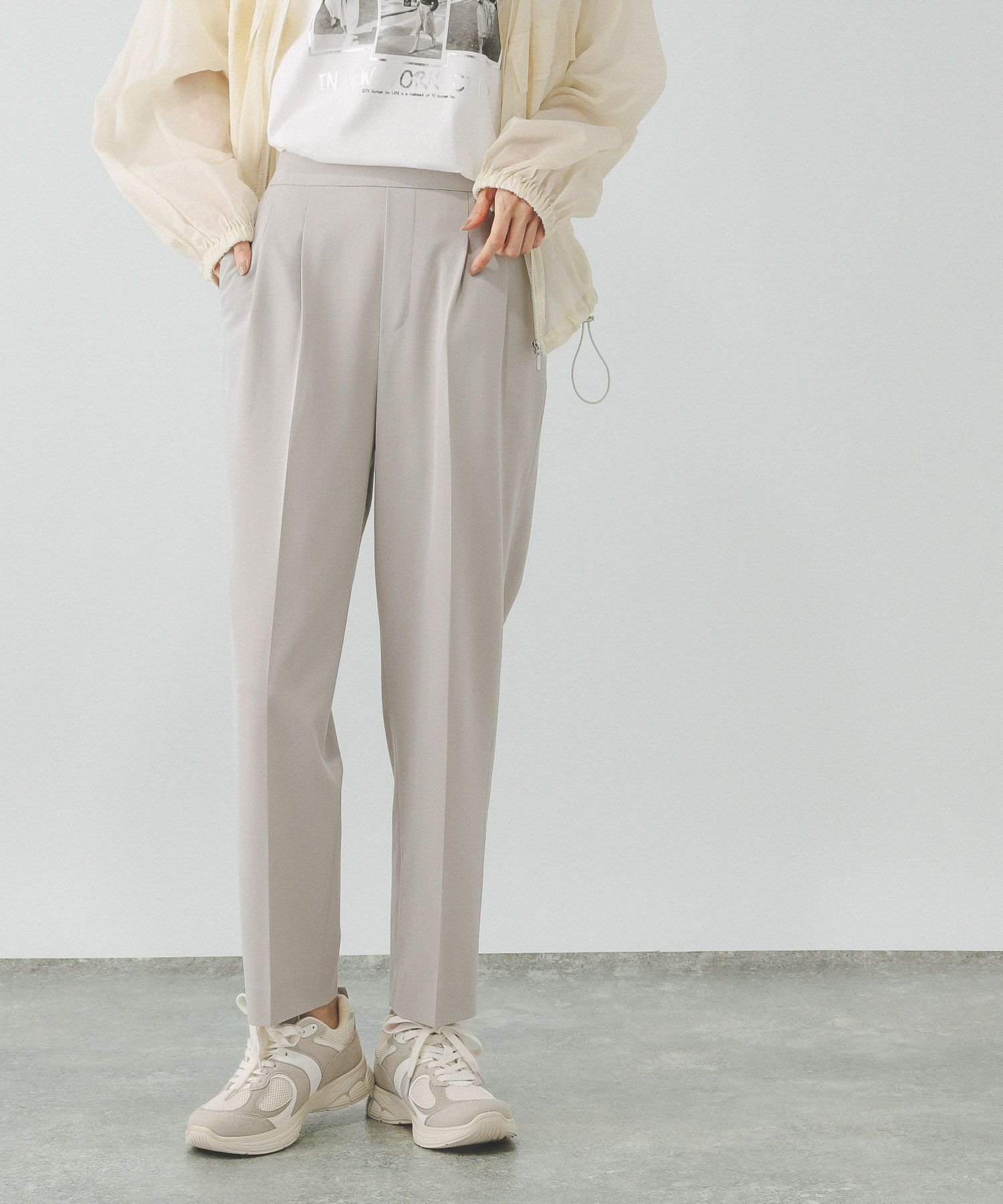 【グローバルワーク/GLOBAL WORK】のウツクシルエットDRYテーパードパンツ/289056 インテリア・キッズ・メンズ・レディースファッション・服の通販 founy(ファニー) 　ファッション　Fashion　レディースファッション　WOMEN　パンツ　Pants　キャップ　Cap　ジップ　Zip　ジャケット　Jacket　ストレッチ　Stretch　セットアップ　Set Up　センター　Center　人気　Popularity　フラット　Flat　フロント　Front　ポケット　Pocket　ミドル　Middle　リラックス　Relax　夏　Summer　ライトグレー12|ID: prp329100004505598 ipo3291000000031937486