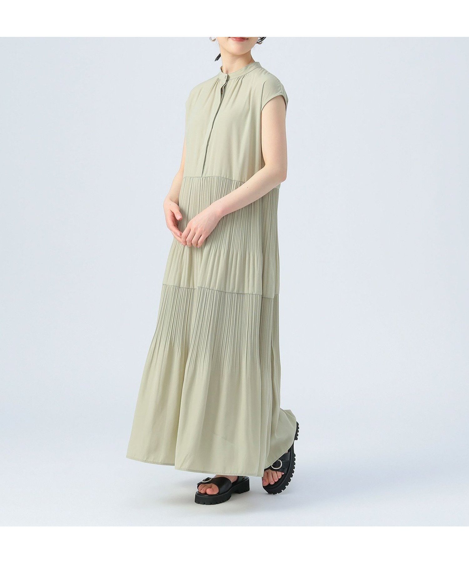 【ビームス ハート/BEAMS HEART】の【洗濯機OK】スキッパー ティアードワンピース 25SS フレンチスリーブ インテリア・キッズ・メンズ・レディースファッション・服の通販 founy(ファニー) 　ファッション　Fashion　レディースファッション　Ladies' Fashion Online　ワンピース　Dress　2025年　2025　2025春夏・S/S　Ss,Spring/Summer,2025　エレガント 上品　Elegant　ギャザー　Gather　サンダル　Sandals　スキッパー　Skipper　スリーブ　Sleeve　ティアードワンピース　Tiered Dress　フレンチ　French　ポケット　Pocket　リラックス　Relax　夏　Summer　LIGHT GREEN|ID: prp329100004505983 ipo3291000000032370249