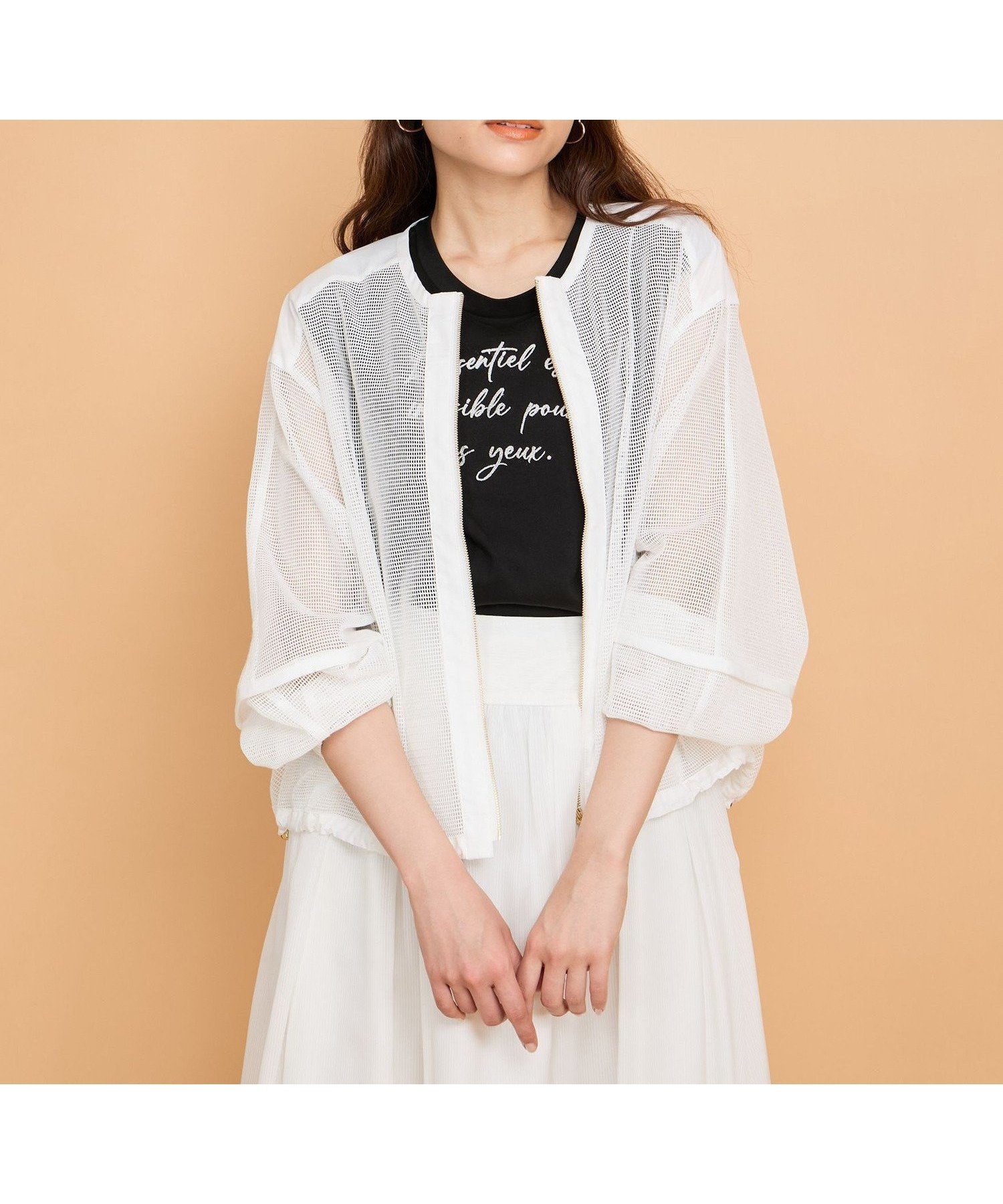 【クイーンズ コート/QUEENS COURT】のマイクロメッシュZIPブルゾン≪手洗い可能≫ インテリア・キッズ・メンズ・レディースファッション・服の通販 founy(ファニー) 　ファッション　Fashion　レディースファッション　WOMEN　アウター　Coat Outerwear　ブルゾン　Blouson/Jackets　ショルダー　Shoulder　フラット　Flat　ブルゾン　Blouson　ブロード　Broad　ポケット　Pocket　メッシュ　Mesh　ホワイト|ID: prp329100004507650 ipo3291000000031817925