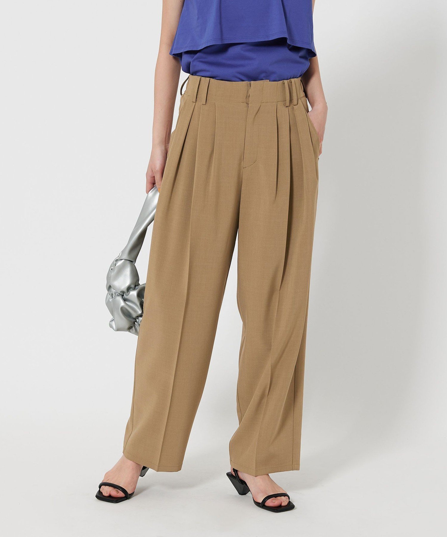 【ビューティ&ユース ユナイテッドアローズ/BEAUTY&YOUTH / UNITED ARROWS】の【WEB限定 Wardrobe DAILY MINIMAL】ランダムタック テーパードパンツ -ウォッシャブル- インテリア・キッズ・メンズ・レディースファッション・服の通販 founy(ファニー) 　ファッション　Fashion　レディースファッション　Fashion for Women　パンツ　Pants & Trousers　アメリカン　American Style　ウォッシャブル　Machine Washable　オケージョン　Occasion Wear　春　Spring　シンプル　Simple, Minimal　ジャケット　Jacket, Outerwear　スリーブ　Sleeve, Long Sleeve / Short Sleeve　タンク　Tank Top, Sleeveless Top　フロント　Front, Front Design　ランダム　Random, Irregular　ワイド　Wide, Wide Fit　S/S・春夏　SS, Spring/Summer, Warm Season　おすすめ　Recommended / Our Picks　夏　Summer　旅行　Travel　ビジネス 仕事 通勤　Business / Work / Commuting　BEIGE|ID: prp329100004508336 ipo3291000000033098799