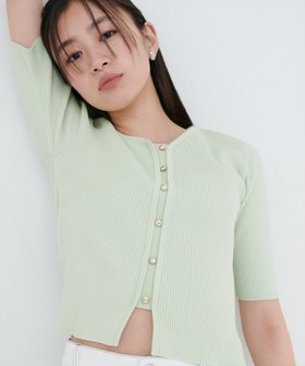 【ナチュラルクチュール/natural couture】の前あきカーデ風ニット 人気、トレンドファッション・服の通販 founy(ファニー) ファッション Fashion レディースファッション Fashion for Women トップス・カットソー Cut & Sew Tops ニット Knit Tops & Sweaters 2025年 2025 2025春夏・S/S Spring/Summer 2025 SS25 カーディガン Cardigan, Knitwear コンパクト Compact, Small Size シンプル Simple, Minimal スラックス Slacks, Dress Pants センター Center, Center Line ダウン Down, Puffer デニム Denim, Jeans Material フレア Flare, Flared フロント Front, Front Design エレガント 上品 Elegant |ID:prp329100004508661
