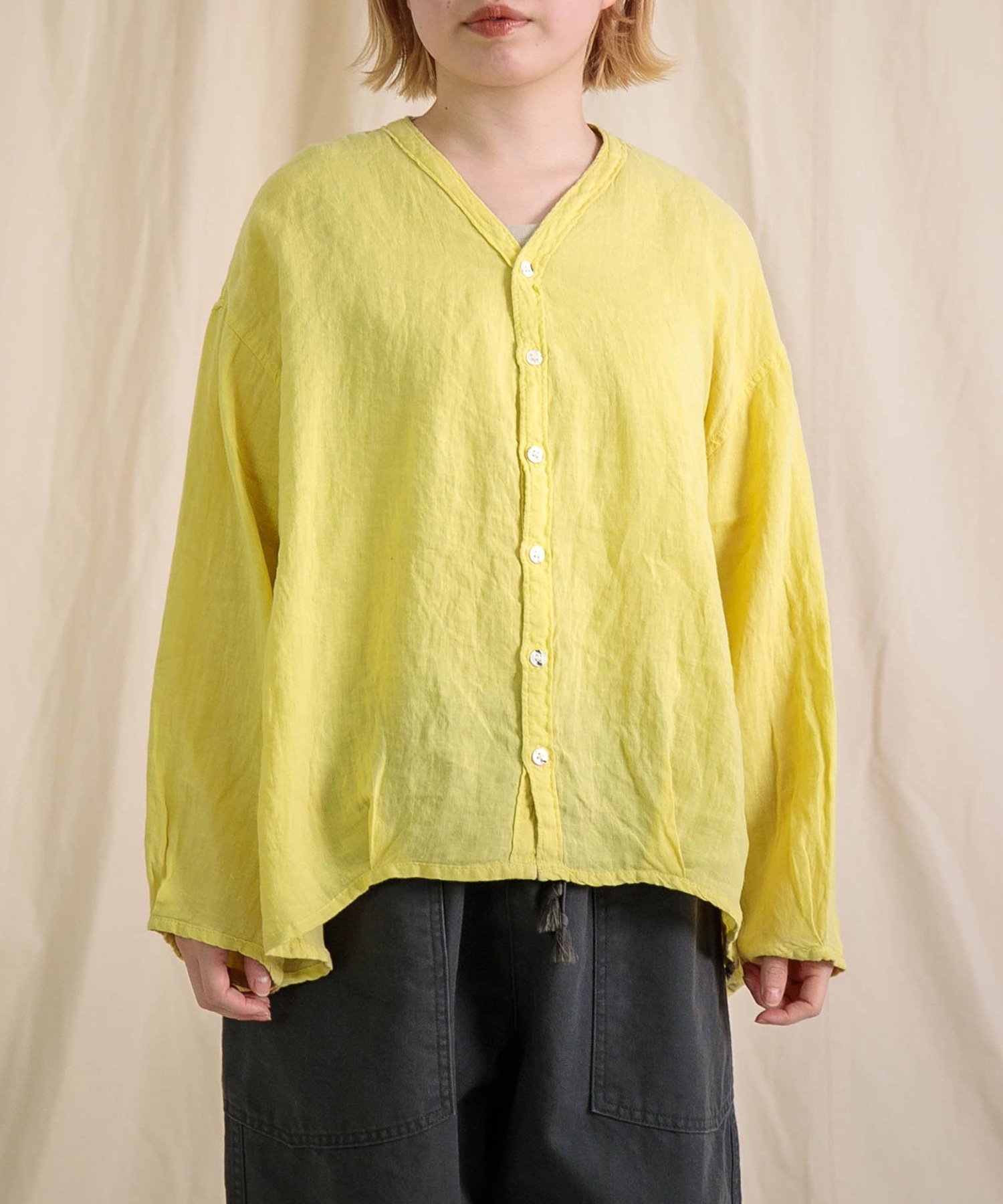 【ドミンゴ/DOMINGO】のリネンキャンバス カルディガンシャツ インテリア・キッズ・メンズ・レディースファッション・服の通販 founy(ファニー) 　ファッション　Fashion　レディースファッション　Ladies' Fashion Online　トップス・カットソー　Tops/Tshirt　シャツ/ブラウス　Shirts/Blouses　カーディガン　Cardigan　キャンバス　Canvas　タートルネック　Turtleneck　バランス　Balance　ファブリック　Fabric　リネン　Linen　夏　Summer　ライム|ID: prp329100004509094 ipo3291000000032691789