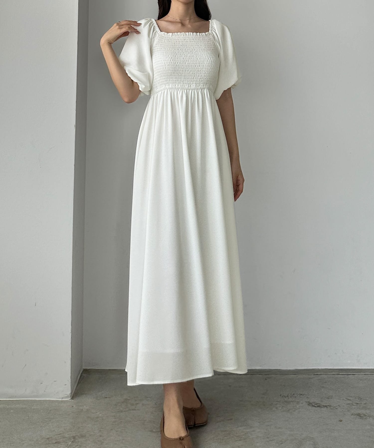 【ジュノア/JUNOAH】のLouere パフスリーブワンピース インテリア・キッズ・メンズ・レディースファッション・服の通販 founy(ファニー) 　ファッション　Fashion　レディースファッション　WOMEN　ワンピース　Dress　ホワイト|ID: prp329100004509557 ipo3291000000031943667