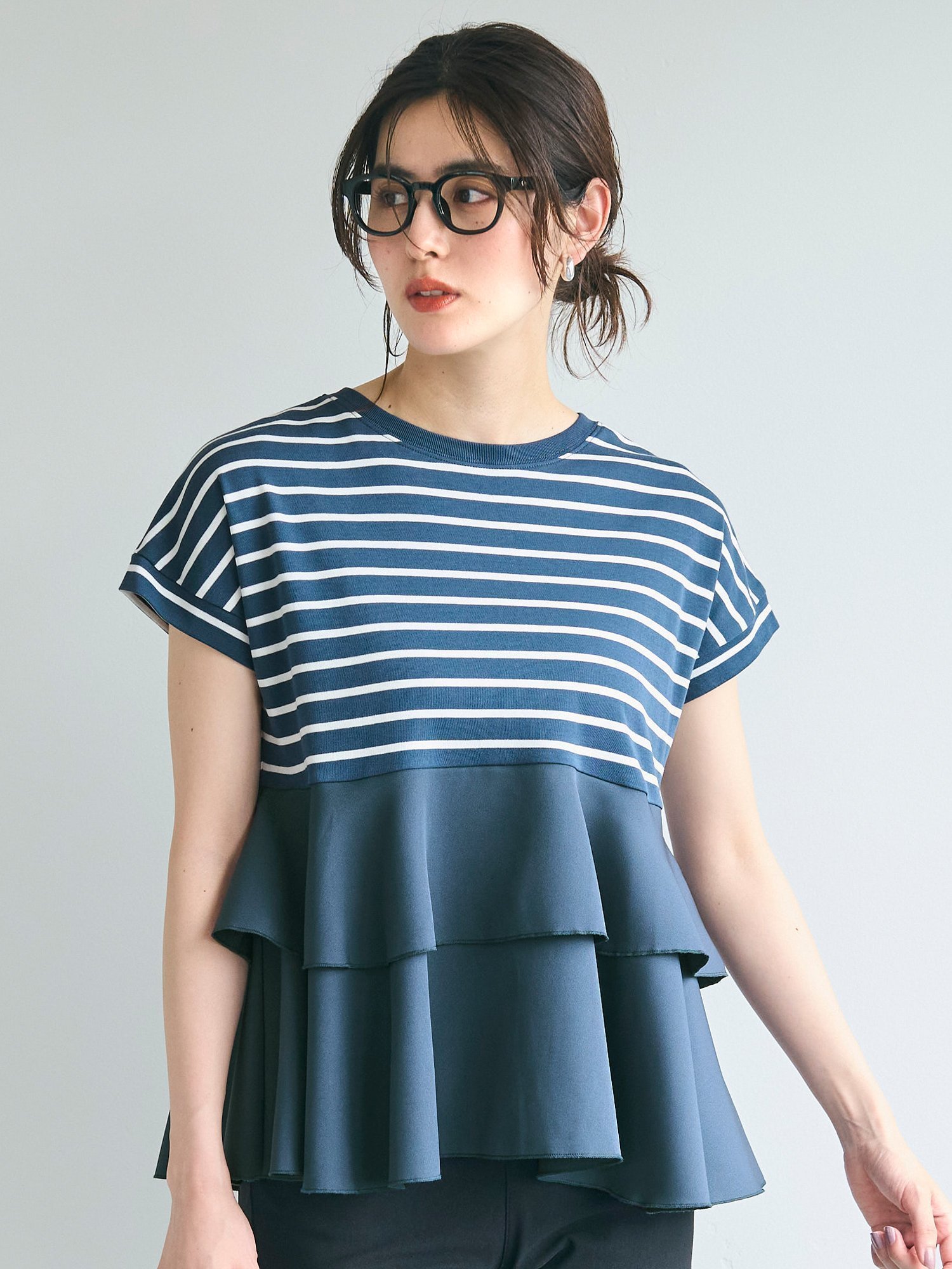 【コカ/COCA】の異素材切り替え2段フリルTシャツ インテリア・キッズ・メンズ・レディースファッション・服の通販 founy(ファニー) 　ファッション　Fashion　レディースファッション　WOMEN　トップス・カットソー　Tops/Tshirt　シャツ/ブラウス　Shirts/Blouses　ロング / Tシャツ　T-Shirts　フリル　Frills　ポケット　Pocket　B|ID: prp329100004510445 ipo3291000000031956436