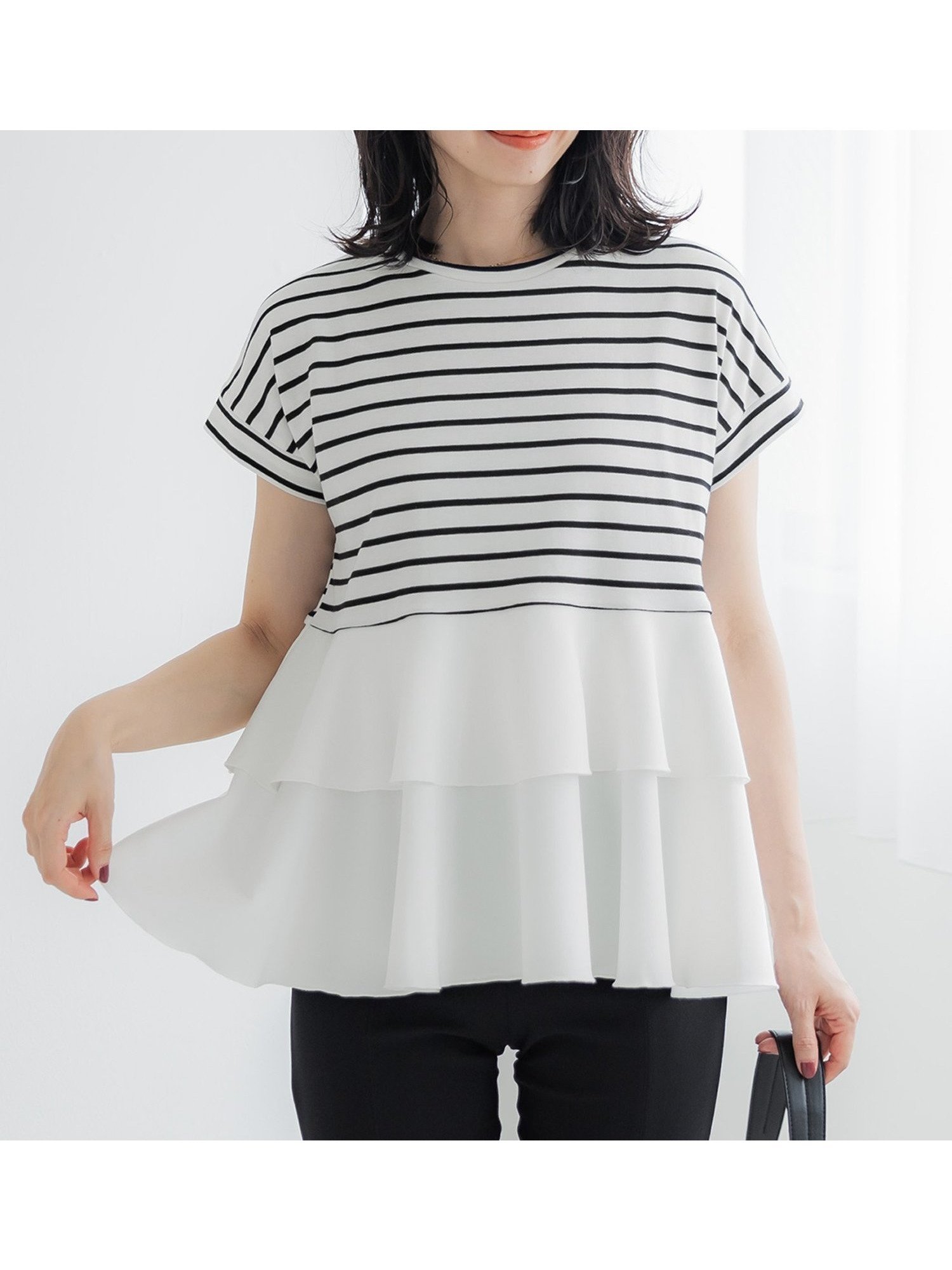 【コカ/COCA】の異素材切り替え2段フリルTシャツ インテリア・キッズ・メンズ・レディースファッション・服の通販 founy(ファニー) 　ファッション　Fashion　レディースファッション　WOMEN　トップス・カットソー　Tops/Tshirt　シャツ/ブラウス　Shirts/Blouses　ロング / Tシャツ　T-Shirts　フリル　Frills　ポケット　Pocket　Border|ID: prp329100004510445 ipo3291000000031956438