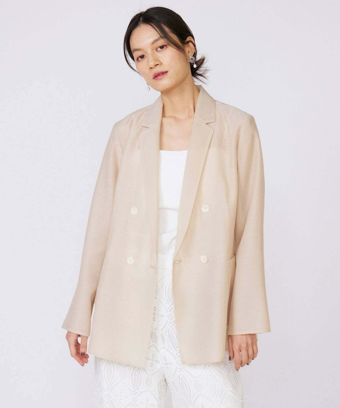 【イネド/INED】のオーガンジーシースルージャケット インテリア・キッズ・メンズ・レディースファッション・服の通販 founy(ファニー) 　ファッション　Fashion　レディースファッション　Fashion for Women　アウター　Coat / Outerwear Collection　レディースジャケット・軽アウター　Jackets　オーガンジー　Organza Fabric　ジャケット　Jacket, Outerwear　ダブル　Double, Double-Breasted　バランス　Balance, Style Balance　ポケット　Pocket, Pocket Detail　マニッシュ　Mannish, Boyish　モダン　Modern, Contemporary　ベージュ|ID: prp329100004511512 ipo3291000000032713742