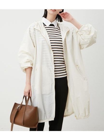 【ミラオーウェン/Mila Owen】の【ウォッシャブル】撥水リサイクルナイロンコート 人気、トレンドファッション・服の通販 founy(ファニー) 　雑誌掲載アイテム　Magazine Picks & Fashion Features　ファッション雑誌　Fashion Magazines　ビジンヒャッカ　美人百花　ファッション　Fashion　レディースファッション　Fashion for Women　アウター　Coat / Outerwear Collection　コート・ロングコート・ピーコート　Long Coats, Peacoats & More　6月号　June Issue, Jun. Edition　ウォッシャブル　Machine Washable　エレガント 上品　Elegant　コンパクト　Compact, Small Size　ポーチ　Pouch, Small Case　リュクス　Luxury, Elegant, High-End, Chic　雑誌　Magazine, Fashion Magazine　 other-1|ID: prp329100004511521 ipo3291000000032748178