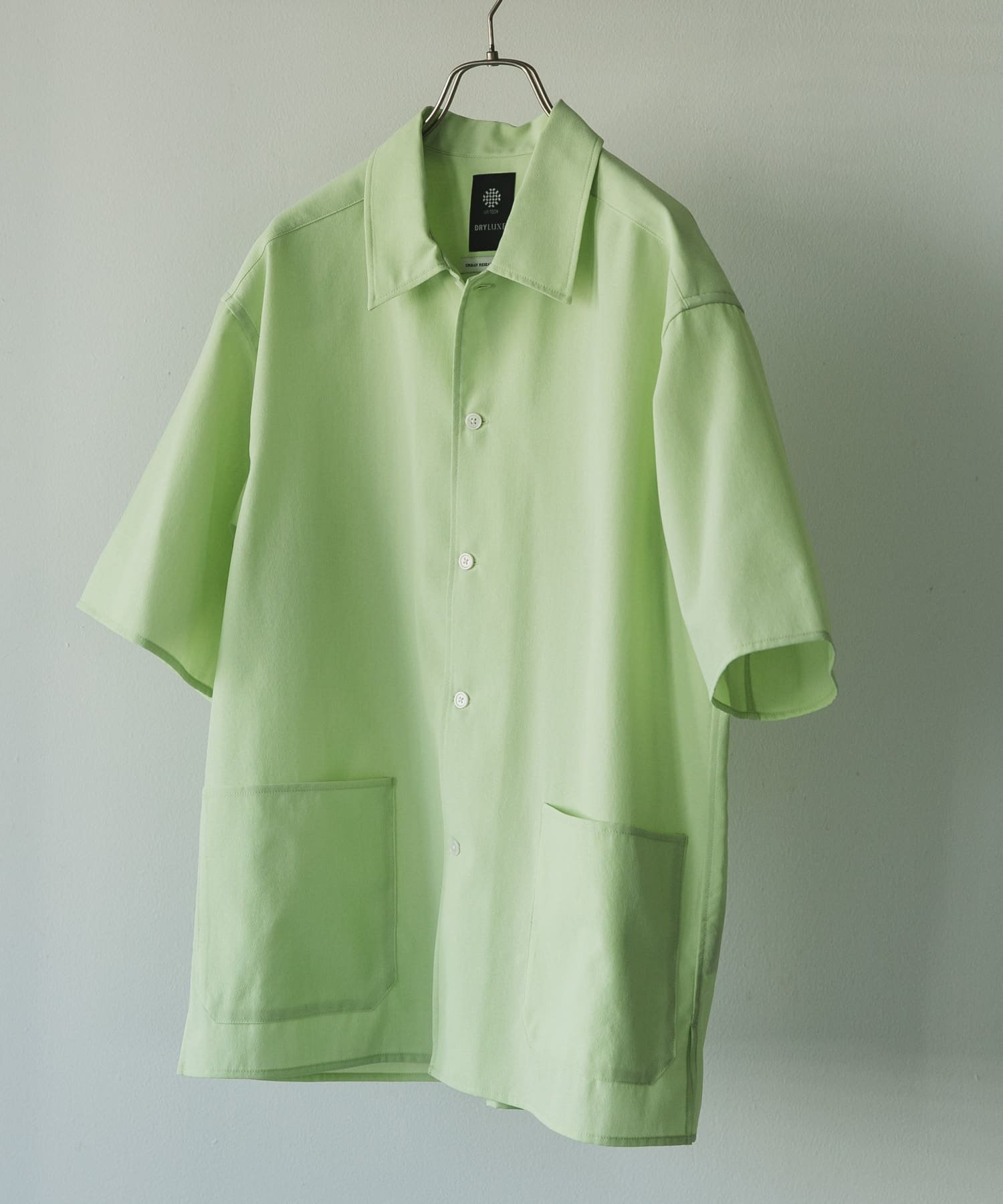 【アーバンリサーチ ドアーズ/URBAN RESEARCH DOORS / MEN】の『XLサイズ/WEB限定』『UR TECH DRYLUXE』SHORT-SLEEVE SHIRTS インテリア・キッズ・メンズ・レディースファッション・服の通販 founy(ファニー) 　ファッション　Fashion　メンズファッション　Fashion for Men　セットアップ　Set-Up, Coordinated Outfit　トラベル　Travel, Travel Gear　パッチ　Patch, Appliqué　ポケット　Pocket, Pocket Detail　メランジ　Melange, Mixed Yarn　リネン　Linen, Linen Fabric　S/S・春夏　SS, Spring/Summer, Warm Season　おすすめ　Recommended / Our Picks　夏　Summer　エレガント 上品　Elegant　2025年　2025　2025春夏・S/S　Spring/Summer 2025 SS25　LIGHTGREEN|ID: prp329100004511884 ipo3291000000032743245