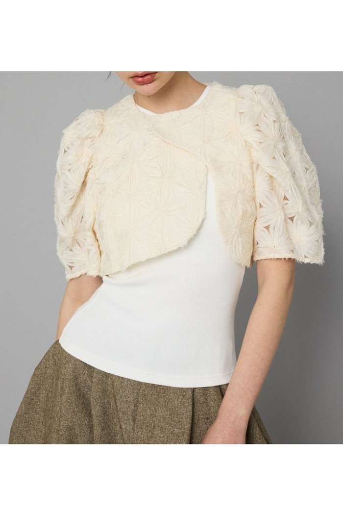 【ヘリンドットサイ/HeRIN.CYE】のFlower lace bolero インテリア・キッズ・メンズ・レディースファッション・服の通販 founy(ファニー) https://founy.com/ ファッション Fashion レディースファッション WOMEN アウター Coat Outerwear ボレロ Bolero jackets インナー Inner ショート Short スラックス Slacks デニム Denim バランス Balance ボレロ Bolero ロング Long 別注 Special Order |ID: prp329100004512642 ipo3291000000031878540