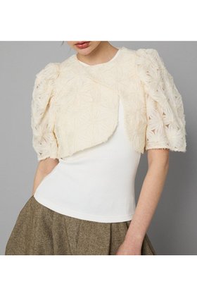 【ヘリンドットサイ/HeRIN.CYE】のFlower lace bolero 人気、トレンドファッション・服の通販 founy(ファニー) ファッション Fashion レディースファッション WOMEN アウター Coat Outerwear ボレロ Bolero jackets インナー Inner ショート Short スラックス Slacks デニム Denim バランス Balance ボレロ Bolero ロング Long 別注 Special Order |ID:prp329100004512642
