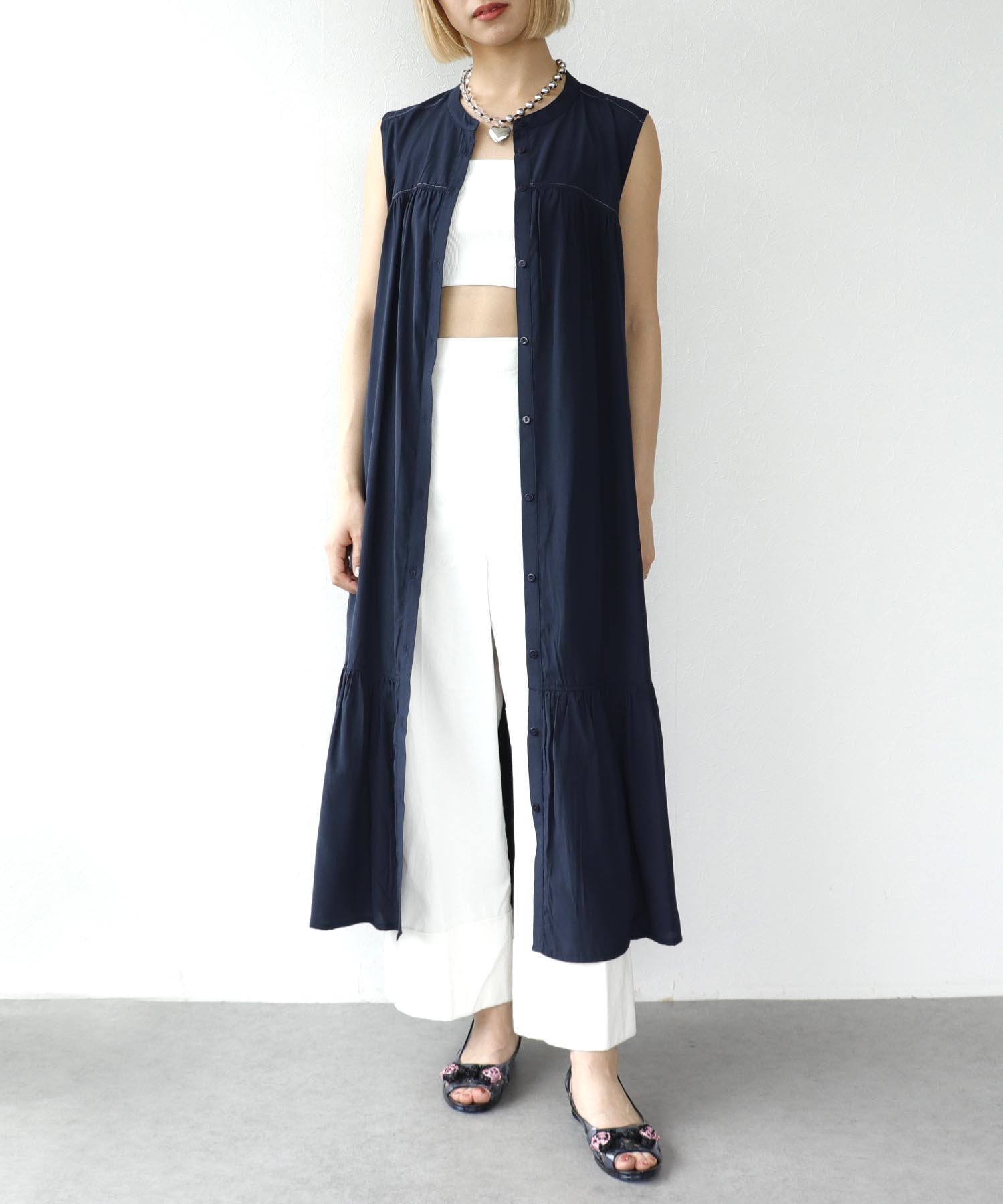 【スリーフォータイム/Three Four Time】の/レーヨンティアードシャツワンピース インテリア・キッズ・メンズ・レディースファッション・服の通販 founy(ファニー) 　ファッション　Fashion　レディースファッション　Ladies' Fashion Online　ワンピース　Dress　シャツワンピース　Shirt Dresses　ギャザー　Gather　フラワー　Flower　ネイビー|ID: prp329100004512645 ipo3291000000032671497