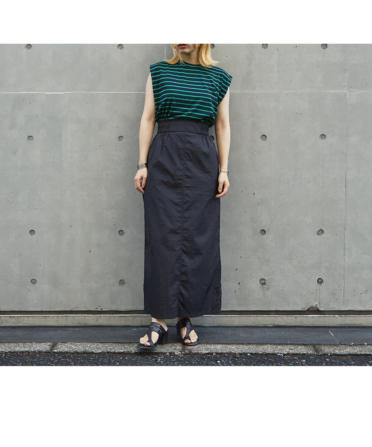 【ノミネ/NOMINE】のカットコンビ ワッシャー ワンピース インテリア・キッズ・メンズ・レディースファッション・服の通販 founy(ファニー) 　ファッション　Fashion　レディースファッション　Fashion for Women　ワンピース　Dresses　カットソー　Cut and Sewn Top　コンビ　Combo, Combination Style　ジャケット　Jacket, Outerwear　スリット　Slit, Slit Detail　ドッキング　Docking, Mixed Material　ノースリーブ　Sleeveless, No-Sleeve　ワッシャー　Washer, Crinkled Finish　グリーン|ID: prp329100004512763 ipo3291000000033422818