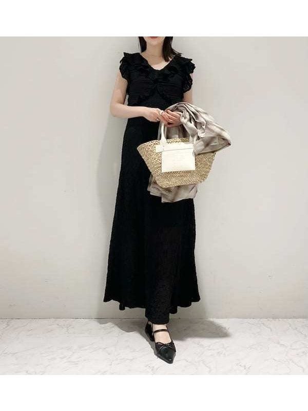 【リリーブラウン/Lily Brown】のカットレースフリルワンピース インテリア・キッズ・メンズ・レディースファッション・服の通販 founy(ファニー) 　ファッション　Fashion　レディースファッション　WOMEN　ワンピース　Dress　イエロー　Yellow　エレガント 上品　Elegant　ストレッチ　Stretch　フェミニン　Feminine　フリル　Frills　フレア　Flare　人気　Popularity　今季　This Season　夏　Summer　BLK[009]|ID: prp329100004513806 ipo3291000000031890725