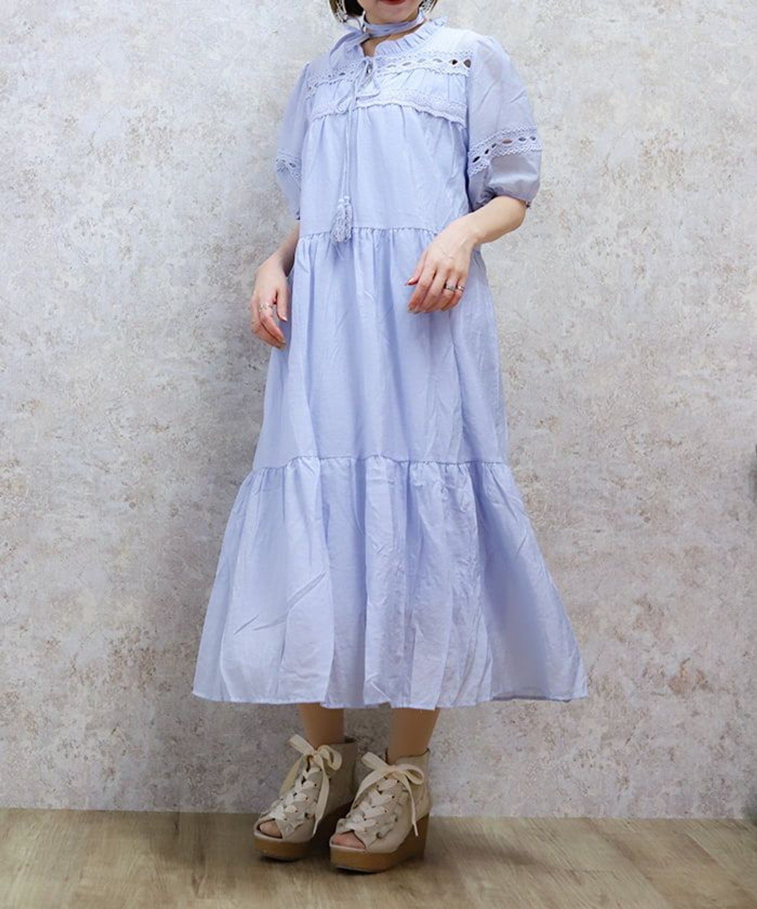 【アクシーズファム/axes femme】のティアードワンピース インテリア・キッズ・メンズ・レディースファッション・服の通販 founy(ファニー) 　ファッション　Fashion　レディースファッション　WOMEN　ワンピース　Dress　クラシカル　Classical　シフォン　Chiffon　シューズ　Shoes　ティアード　Tiered　ティアードワンピース　Tiered Dress　フェミニン　Feminine　フラット　Flat　レース　Race　ブルー|ID: prp329100004513882 ipo3291000000031891177