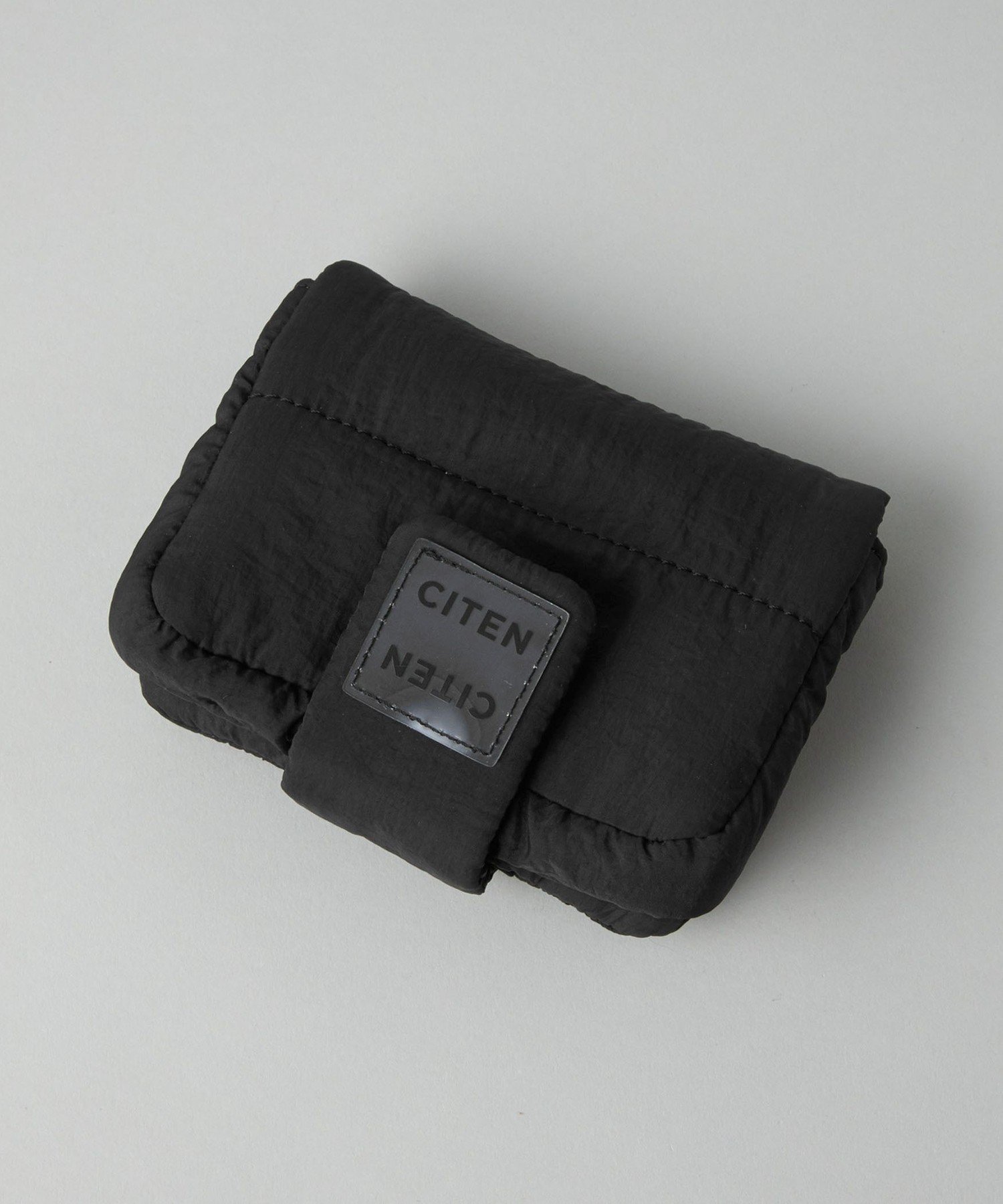 【その他のブランド/Other】のCITEN CITENミラー付きミニポーチ インテリア・キッズ・メンズ・レディースファッション・服の通販 founy(ファニー) 　ファッション　Fashion　レディースファッション　Fashion for Women　ポーチ&ミニバッグ　Pouches & Mini Bags　ジップ　Zip, Zipper　スクエア　Square, Square Shape　フィット　Fit, Slim Fit　ポケット　Pocket, Pocket Detail　ポーチ　Pouch, Small Case　リップ　Lip, Lip Motif　A/W・秋冬　Autumn/Winter　ギフト プレゼント　Gift / Present　BLACK|ID: prp329100004514107 ipo3291000000032726601