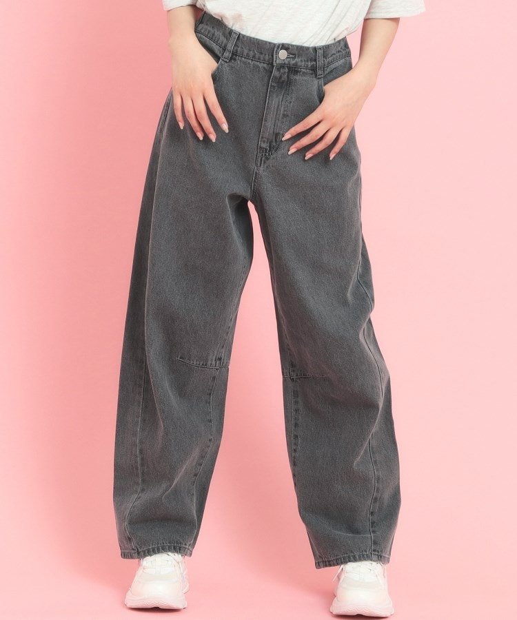 【ピンク ラテ/PINK-latte / KIDS】のバレルレッグデニム インテリア・キッズ・メンズ・レディースファッション・服の通販 founy(ファニー) 　ファッション　Fashion　キッズファッション　KIDS　ガーリー　Girly　スタイリッシュ　Stylish　スニーカー　Sneakers　デニム　Denim　トレンド　Trend　フィット　Fit　ポケット　Pocket　リラックス　Relax　ワイド　Wide　再入荷　Restock/Back In Stock/Re Arrival　おすすめ　Recommend　ブラック|ID: prp329100004514301 ipo3291000000031968916