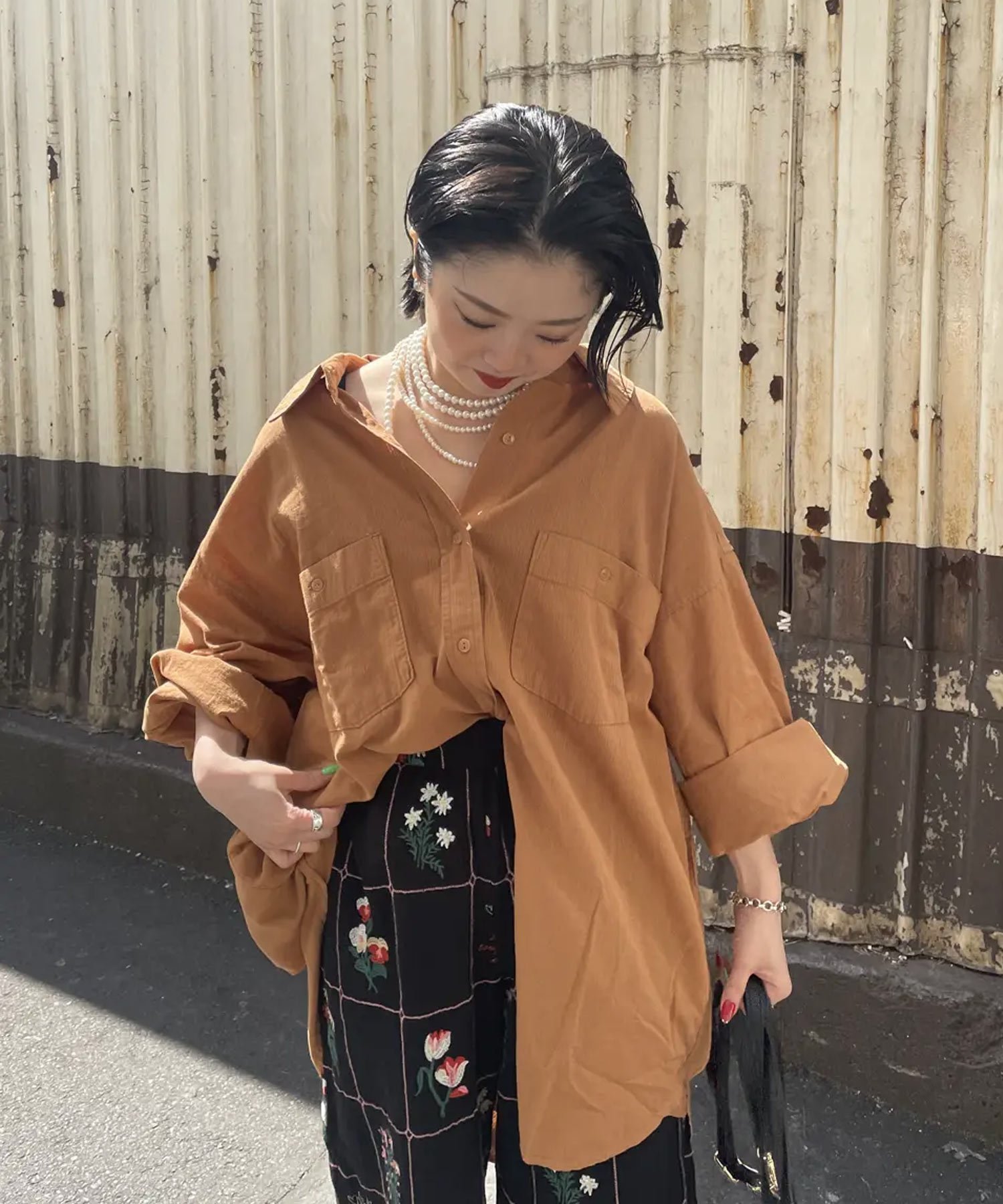 【ローズバッド/ROSE BUD】のGENE HEAVENS/BAMBOO COTTON BIG SHIRT インテリア・キッズ・メンズ・レディースファッション・服の通販 founy(ファニー) 　ファッション　Fashion　レディースファッション　WOMEN　トップス・カットソー　Tops/Tshirt　シャツ/ブラウス　Shirts/Blouses　エレガント 上品　Elegant　春　Spring　秋　Autumn/Fall　ジーンズ　Jeans　人気　Popularity　ビッグ　Big　羽織　Haori　夏　Summer　BROWN|ID: prp329100004515371 ipo3291000000031904581