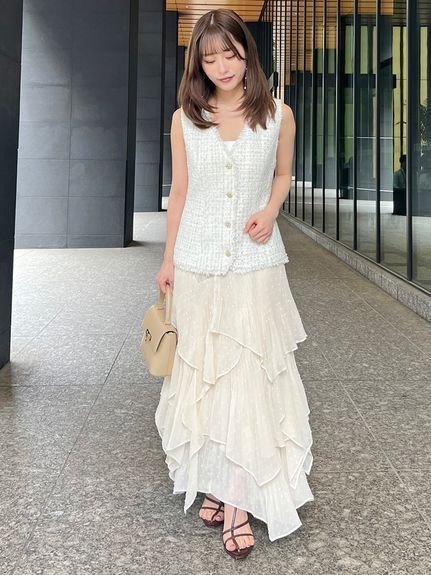 【スナイデル/SNIDEL】のスクエアヘムティアードスカート インテリア・キッズ・メンズ・レディースファッション・服の通販 founy(ファニー) 　ファッション　Fashion　レディースファッション　Fashion for Women　スカート　Skirts　ティアードスカート　Tiered Skirts　おすすめ　Recommended / Our Picks　ギンガム　Gingham, Gingham Fabric　クラシカル　Classical, Vintage-Inspired　クラシック　Classic, Timeless Style　ストレート　Straight, Straight Cut　チェック　Check, Plaid, Tartan　トレンド　Trend, Trending Now　フェミニン　Feminine, Girly　プリーツ　Pleats, Pleated　人気　Popular, Best Seller　今季　This Season, Current Season　定番　Standard, Basic Item　LBEG[035]|ID: prp329100004515482 ipo3291000000033024236