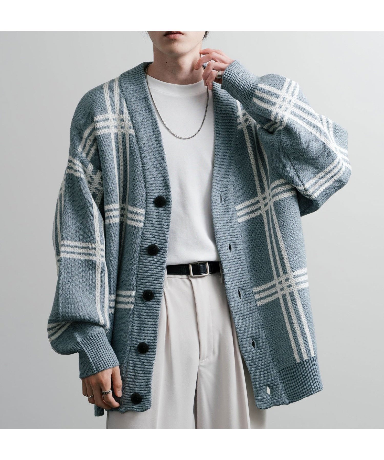 【ロッキーモンロー/Rocky Monroe】のオーバーサイズ 総柄Vネックニットカーディガン インテリア・キッズ・メンズ・レディースファッション・服の通販 founy(ファニー) 　ファッション　Fashion　レディースファッション　WOMEN　トップス・カットソー　Tops/Tshirt　ニット　Knit Tops　カーディガン　Cardigans　Vネック　V-Neck　おすすめ　Recommend　チェック　Check　ブロッキング　Blocking　リラックス　Relax　B-3.S.ブルー|ID: prp329100004515942 ipo3291000000031998372