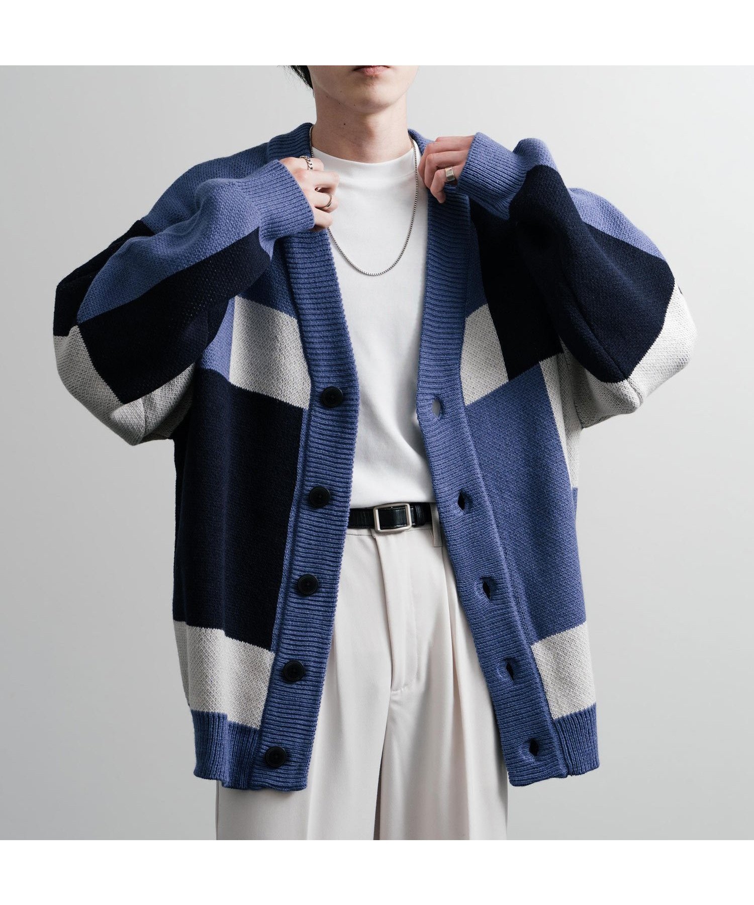 【ロッキーモンロー/Rocky Monroe】のオーバーサイズ 総柄Vネックニットカーディガン インテリア・キッズ・メンズ・レディースファッション・服の通販 founy(ファニー) 　ファッション　Fashion　レディースファッション　WOMEN　トップス・カットソー　Tops/Tshirt　ニット　Knit Tops　カーディガン　Cardigans　Vネック　V-Neck　おすすめ　Recommend　チェック　Check　ブロッキング　Blocking　リラックス　Relax　C-1.ブルー|ID: prp329100004515942 ipo3291000000031998377