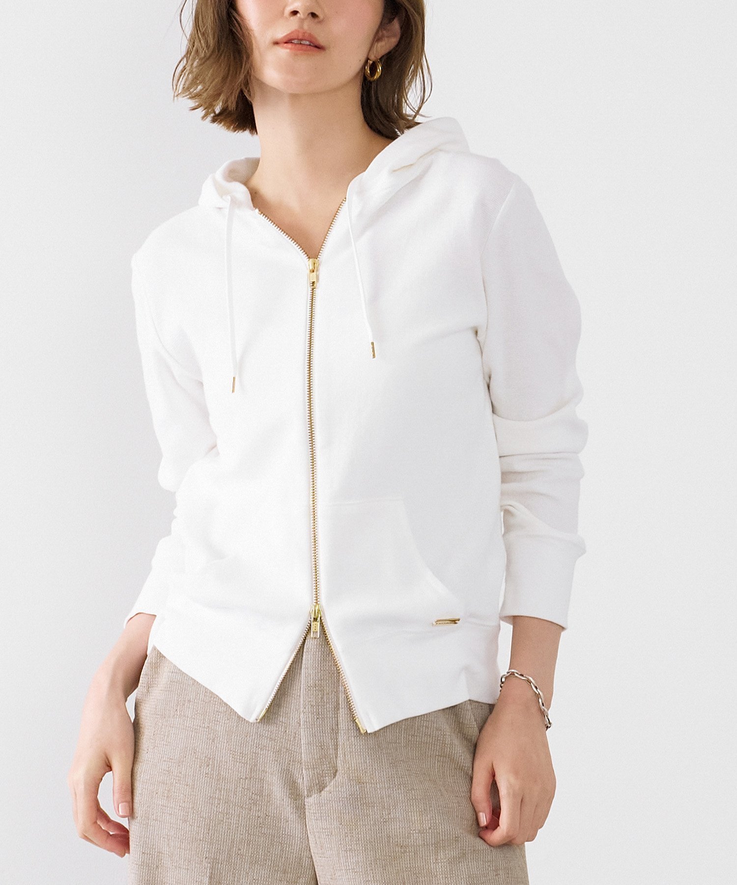 【マイカ ディール/MICA & DEAL】のサーフパーカー 2サイズ展開 インテリア・キッズ・メンズ・レディースファッション・服の通販 founy(ファニー) 　ファッション　Fashion　レディースファッション　WOMEN　トップス・カットソー　Tops/Tshirt　パーカ　Sweats　コンパクト　Compact　人気　Popularity　パーカー　Hoodie　おすすめ　Recommend　夏　Summer　WHITE|ID: prp329100004515964 ipo3291000000031912386