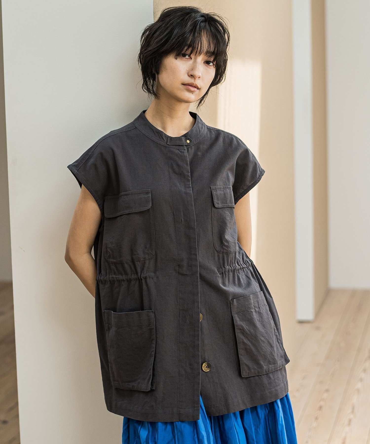 【メイソングレイ/MAYSON GREY】のコットンリネンワークジレ≪手洗い可能≫ インテリア・キッズ・メンズ・レディースファッション・服の通販 founy(ファニー) 　ファッション　Fashion　レディースファッション　WOMEN　アウター　Coat Outerwear　トップス・カットソー　Tops/Tshirt　ベスト/ジレ　Gilets/Vests　おすすめ　Recommend　インド　India　ノースリーブ　No Sleeve　バランス　Balance　パターン　Pattern　ボトム　Bottom　リネン　Linen　吸水　Water Absorption　チャコールグレー|ID: prp329100004516445 ipo3291000000031917426