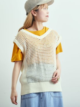 【サマンサモスモス/Samansa Mos2】のメッシュニットVネックベスト 人気、トレンドファッション・服の通販 founy(ファニー) ファッション Fashion レディースファッション WOMEN アウター Coat Outerwear トップス・カットソー Tops/Tshirt ニット Knit Tops ベスト/ジレ Gilets/Vests Vネック V-Neck ベスト Vest メッシュ Mesh |ID:prp329100004516626