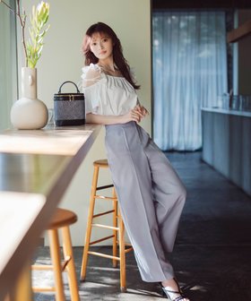 【プロポーション ボディドレッシング/PROPORTION BODY DRESSING】のパールサス付きワイドパンツ 人気、トレンドファッション・服の通販 founy(ファニー) ファッション Fashion レディースファッション WOMEN パンツ Pants カッティング Cutting サスペンダー Suspenders シンプル Simple センター Center パール Pearl ワイド Wide |ID:prp329100004516638